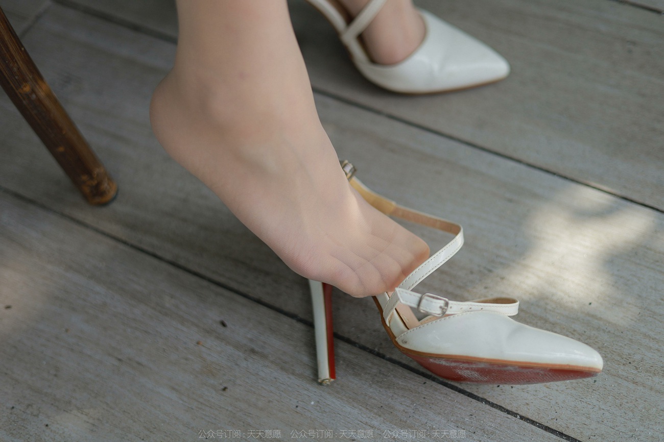 图片[22]-[IESS异思趣向] 2022.04.10 丝享家1055：小婕《都市白领》[93P] – 速更版-美库