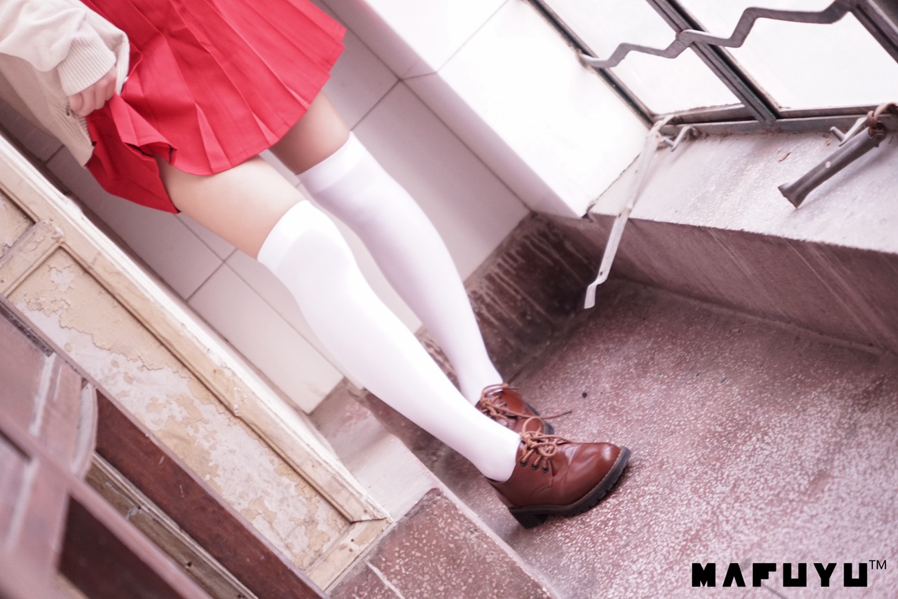 图片[18]-神楽板真冬  – JK白过膝系列套图[112P] – 速更版-美库