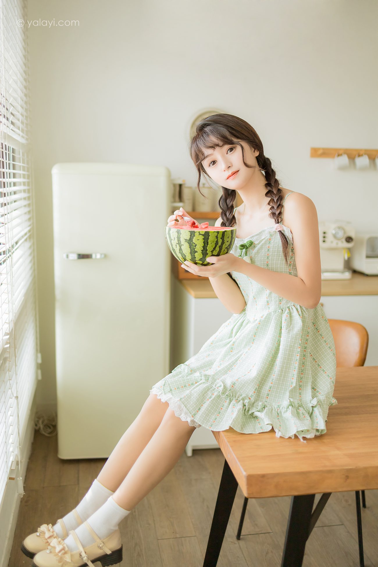 图片[12]-[YALAYI雅拉伊]2022.08.01 NO.958 夏日甜瓜 小亭[41+1P] – 速更版-美库