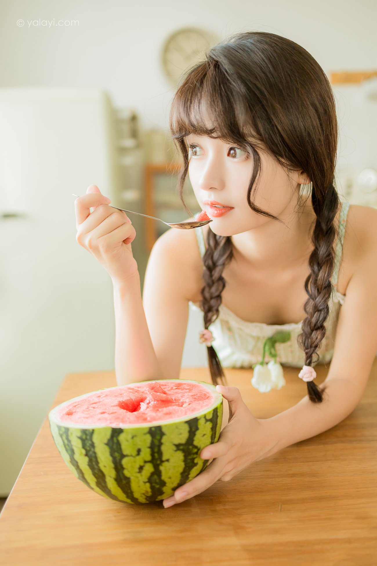 图片[20]-[YALAYI雅拉伊]2022.08.01 NO.958 夏日甜瓜 小亭[41+1P] – 速更版-美库