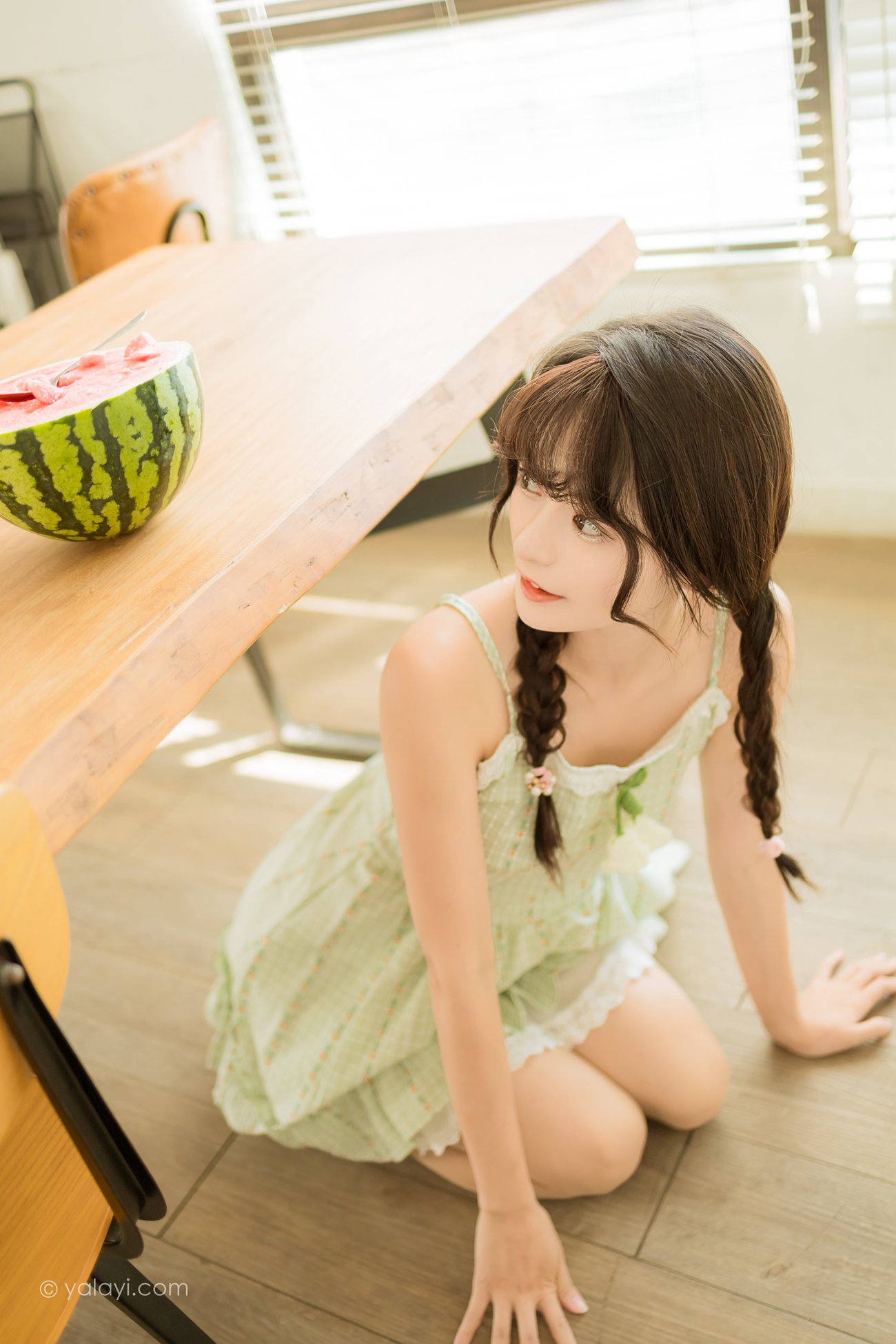 图片[38]-[YALAYI雅拉伊]2022.08.01 NO.958 夏日甜瓜 小亭[41+1P] – 速更版-美库