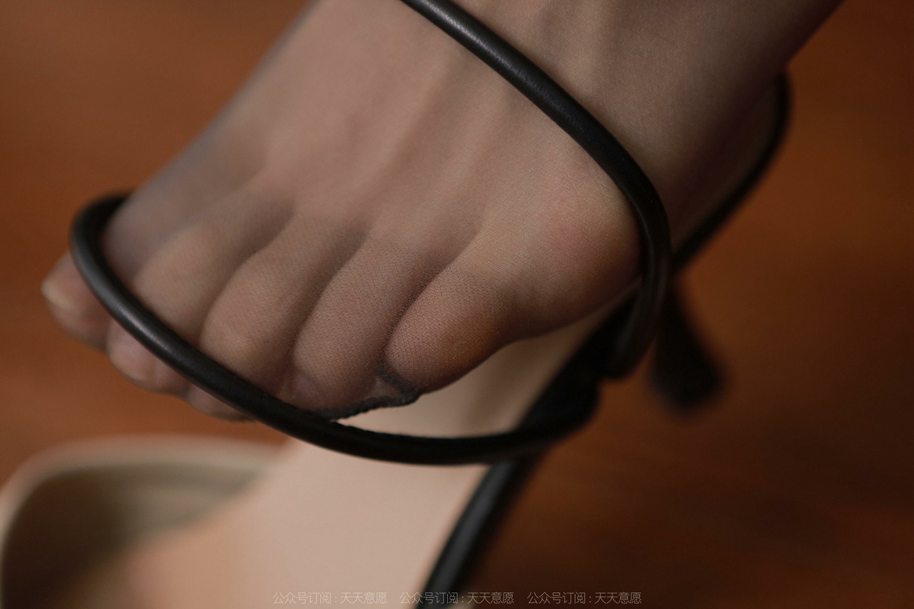 图片[28]-[IESS异思趣向] 2022.04.11 丝享家1056：小六《暗夜黑玫瑰》[80P] – 速更版-美库