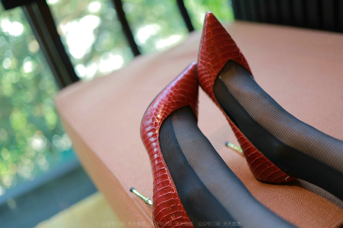 图片[27]-[IESS异思趣向] 2022.04.12 丝享家1057：婉萍《OL嘿丝玉姐》[93P] – 速更版-美库