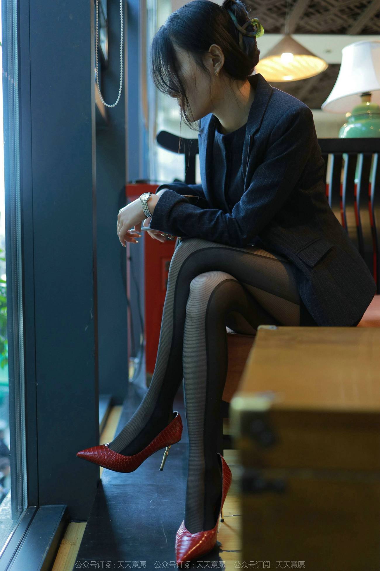 图片[63]-[IESS异思趣向] 2022.04.12 丝享家1057：婉萍《OL嘿丝玉姐》[93P] – 速更版-美库