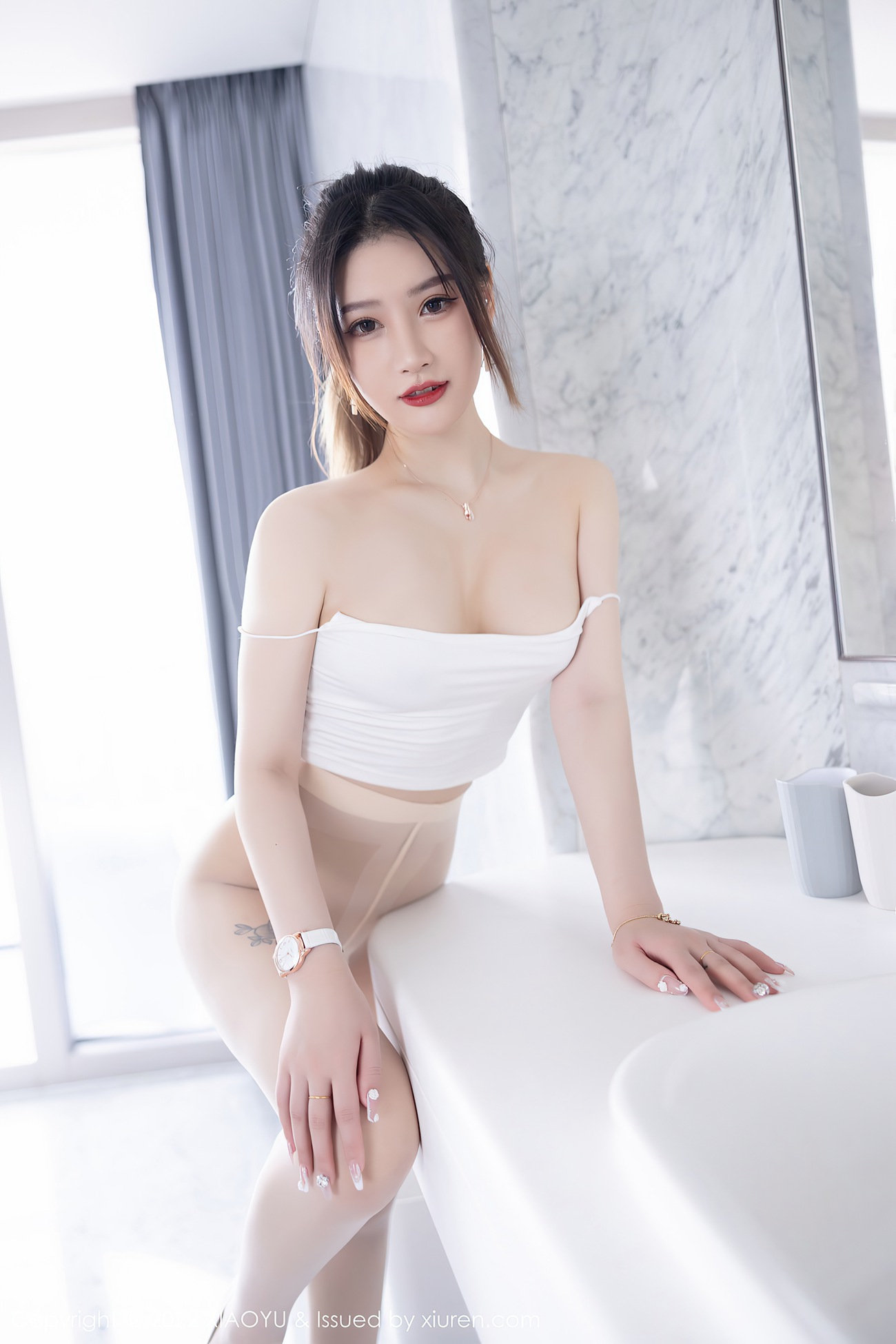 图片[50]-[XIAOYU语画界] 2022.07.05 VOL.813 张欣欣 丝袜美腿[56P] – 速更版-美库