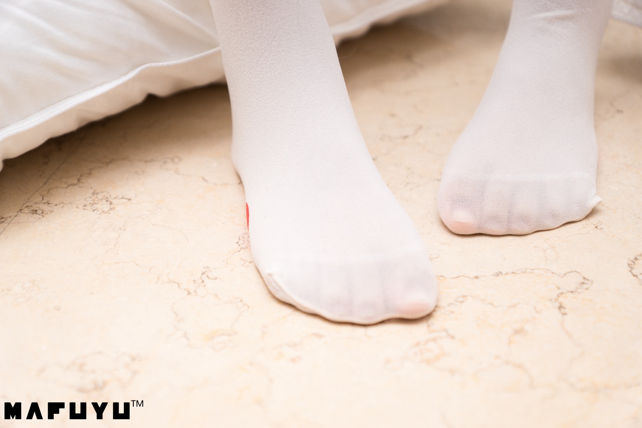 图片[35]-神楽板真冬- 猫爪白丝系列套图视频[100P] – 速更版-美库