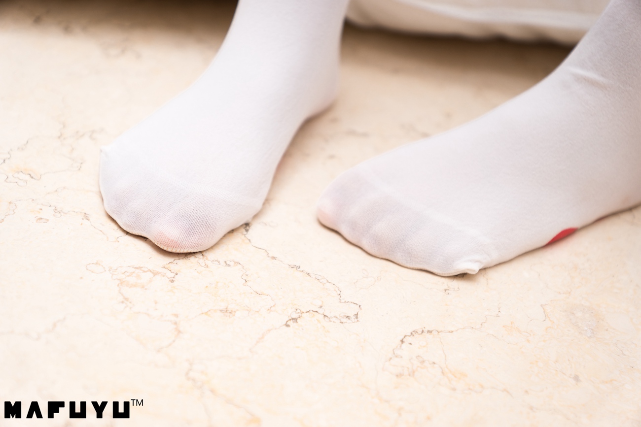 图片[36]-神楽板真冬- 猫爪白丝系列套图视频[100P] – 速更版-美库