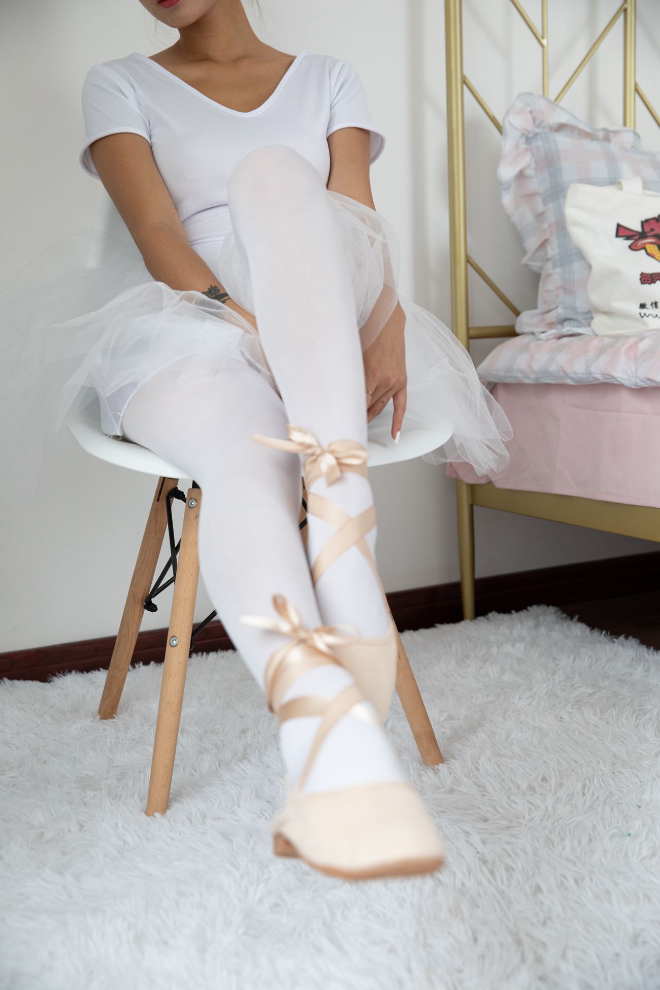 图片[18]-物恋传媒 NO.497 言言-旋转的梦[144P] – 速更版-美库