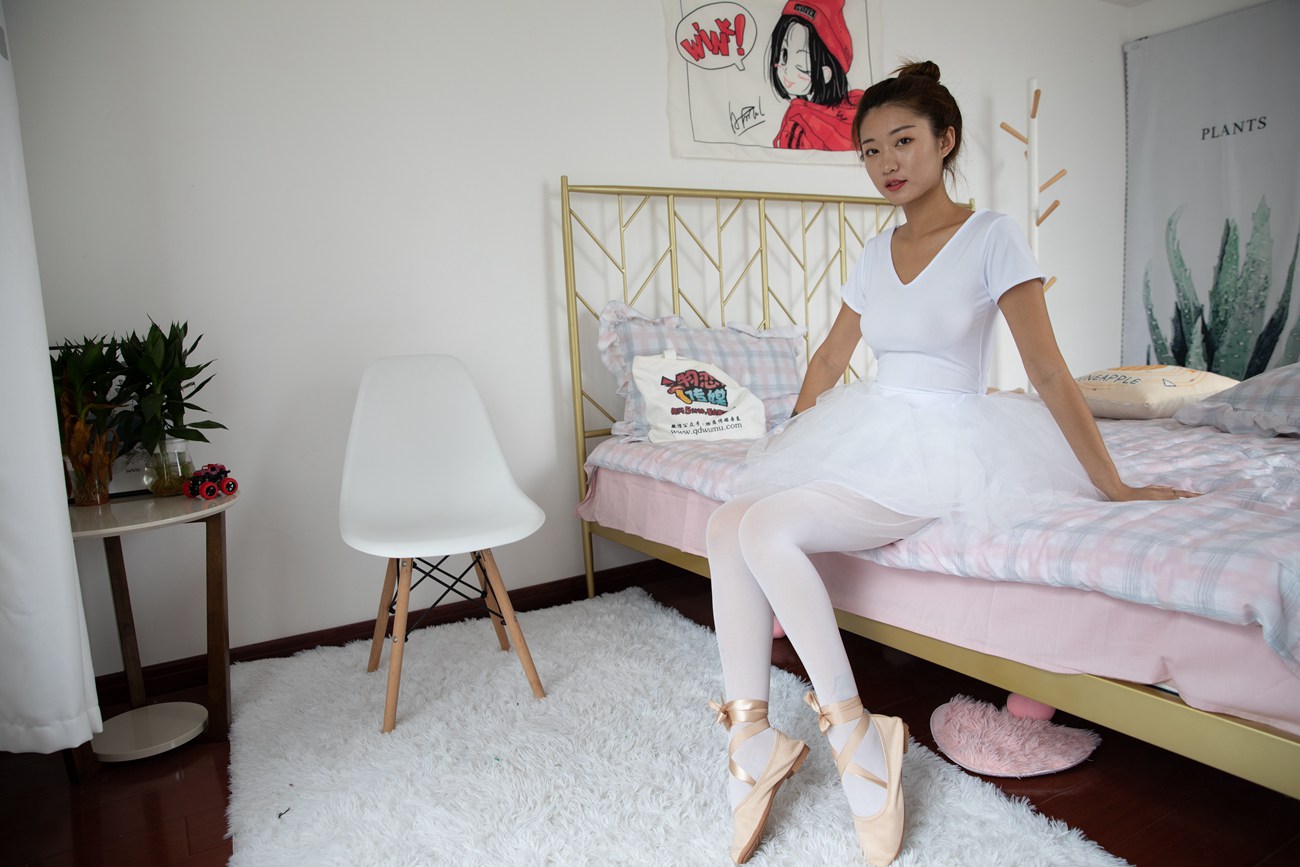 图片[20]-物恋传媒 NO.497 言言-旋转的梦[144P] – 速更版-美库