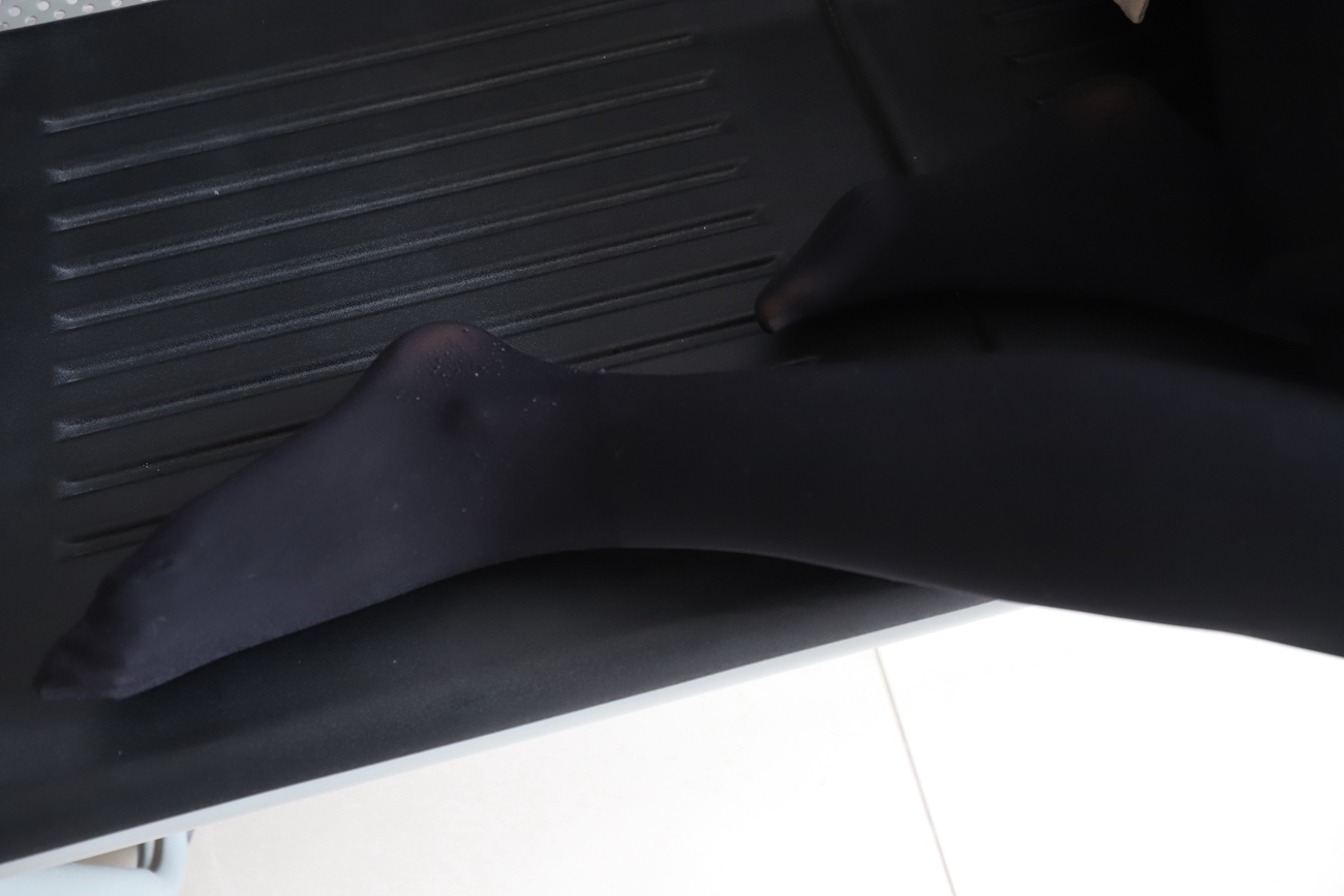 图片[28]-大西瓜爱牙膏-2019 3月活动 模特 黑裤袜 (2)[156P] – 速更版-美库