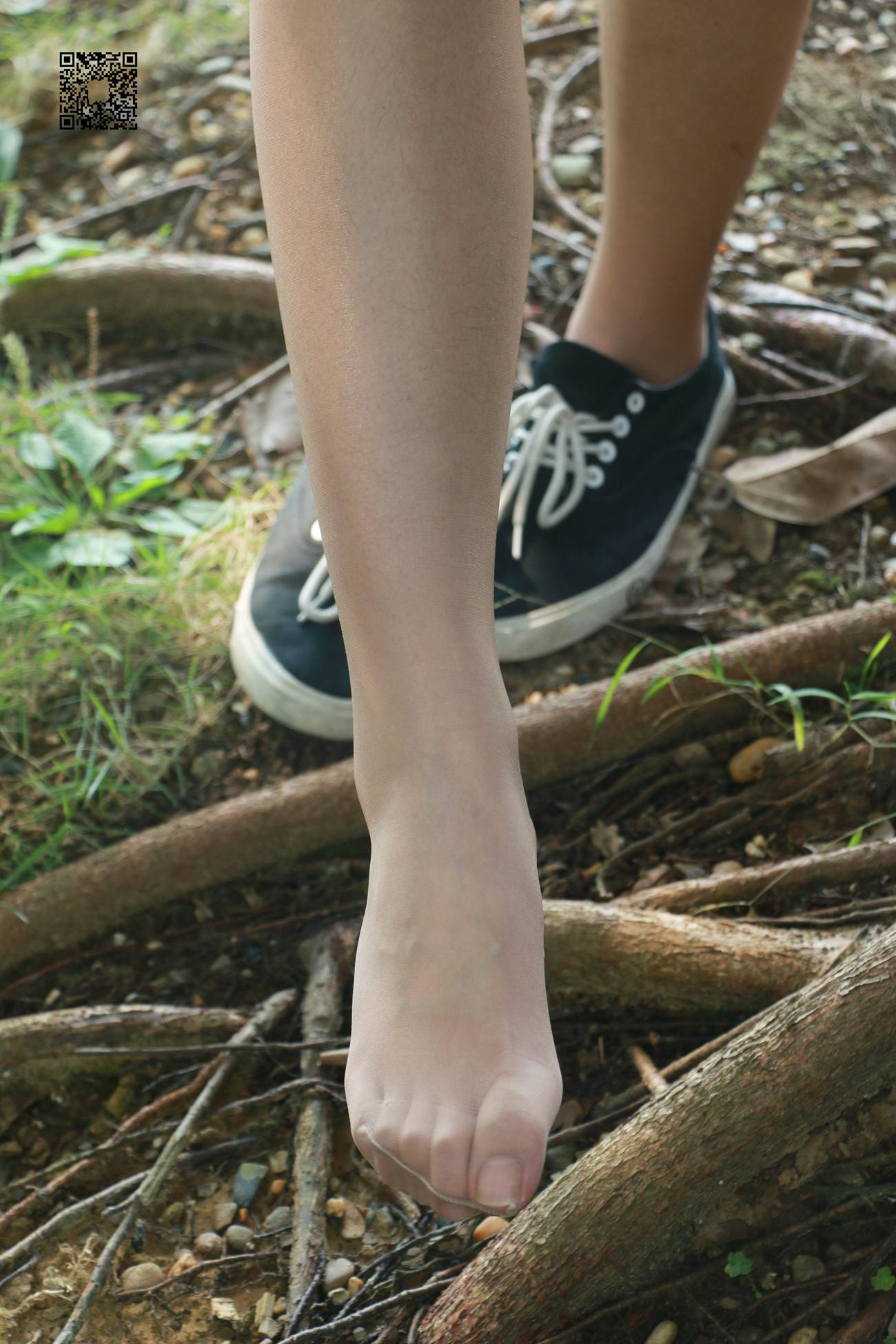 图片[13]-[MussGirl慕丝女郎] 学妹系列14 把小学妹拉出来拍一组 (1)[80P] – 速更版-美库