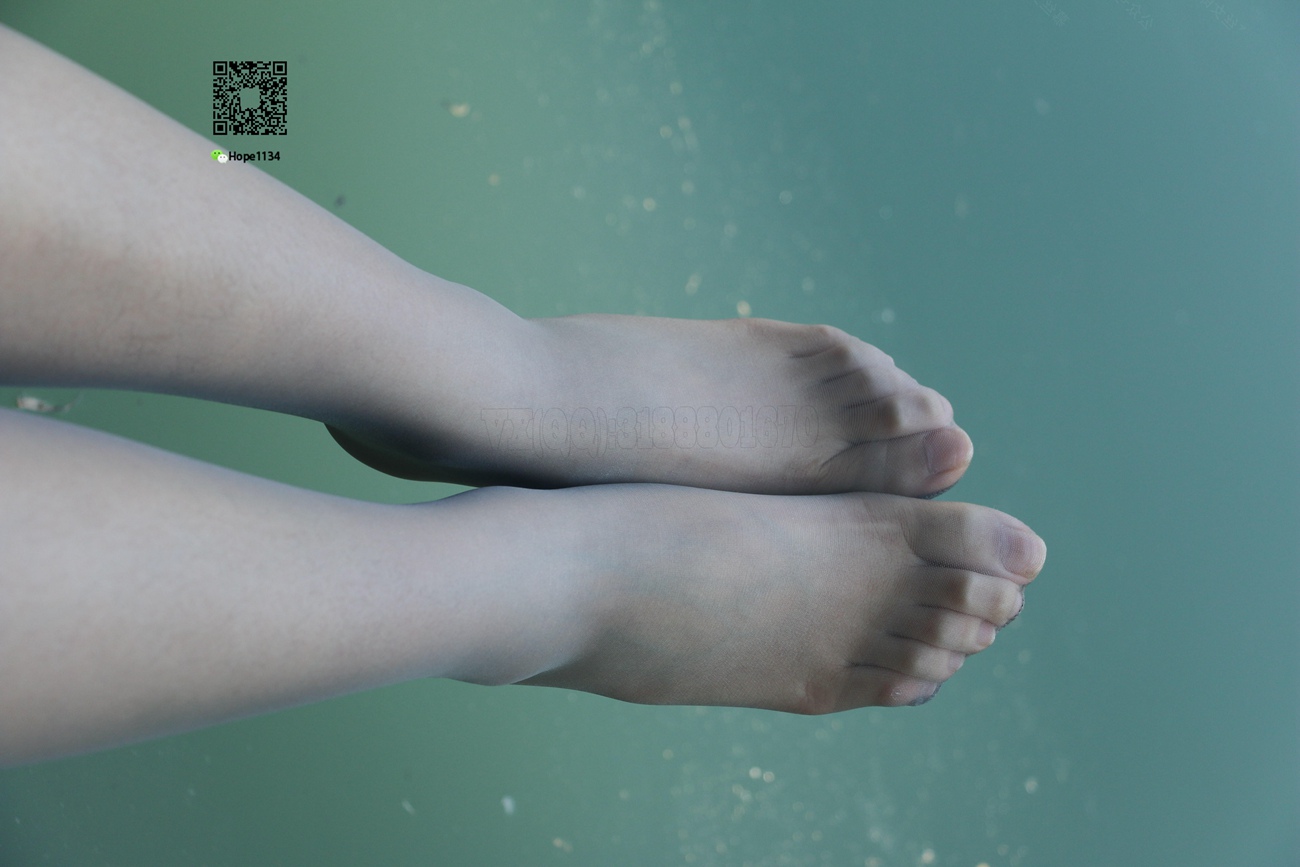 图片[71]-[MussGirl慕丝女郎] 学妹系列14 把小学妹拉出来拍一组 (1)[80P] – 速更版-美库