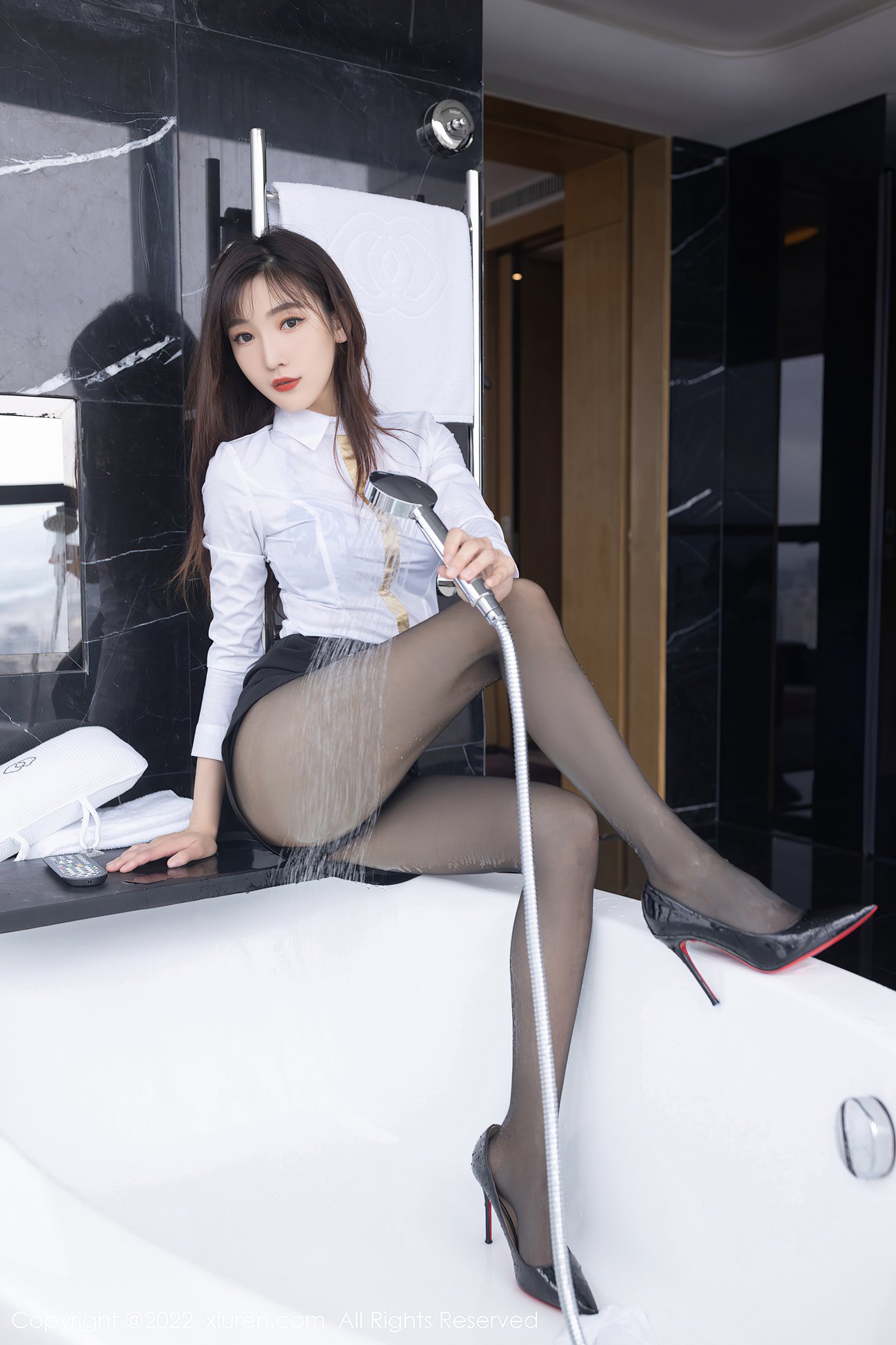 图片[26]-[Xiuren秀人网]2022.06.23 NO.5183 陆萱萱[50+1P] – 速更版-美库