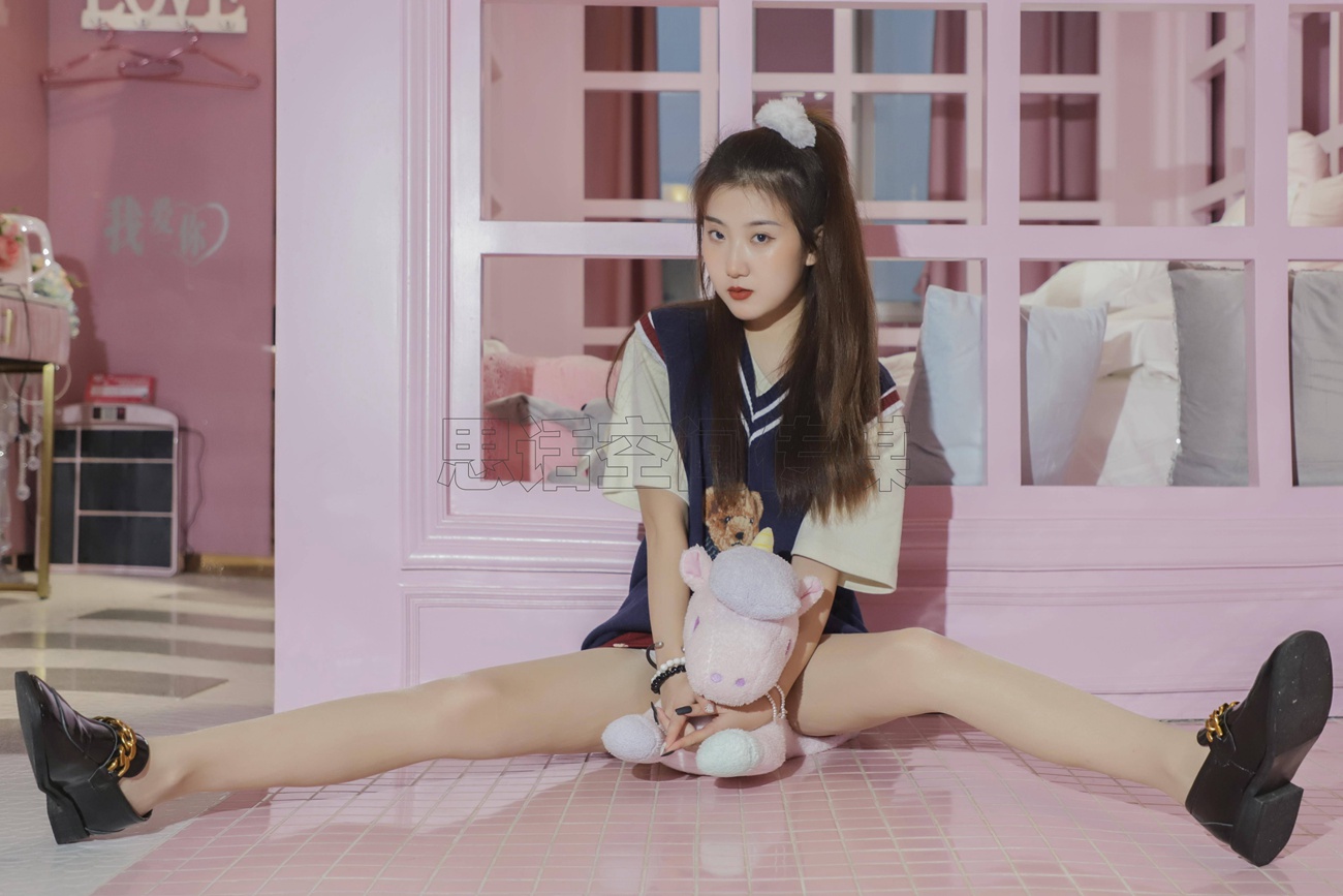 图片[40]-[SiHua思话]SJ057 露露 甜心学苑风[50P] – 速更版-美库