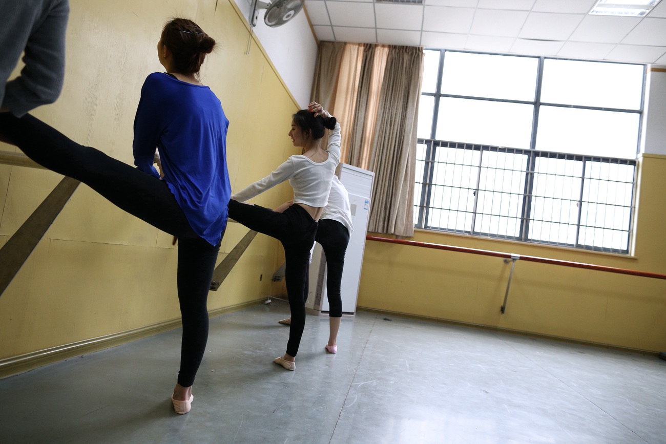 图片[128]-大西瓜爱牙膏-2019 3月活动 模特 舞蹈(6) [144P] – 速更版-美库