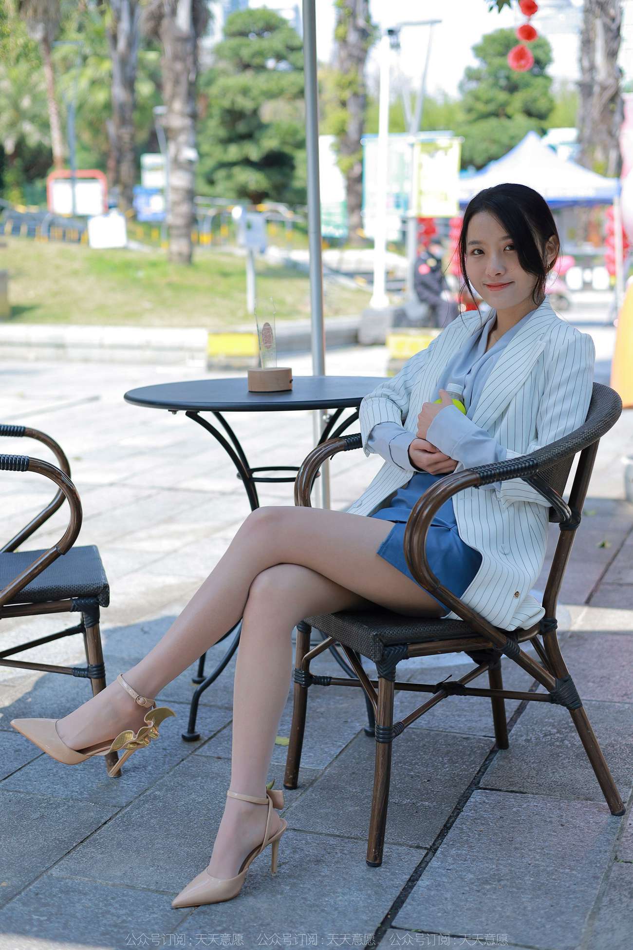 图片[14]-[IESS异思趣向] 2022.04.16 丝享家1061：婉萍《蓝衣女神》[84P] – 速更版-美库