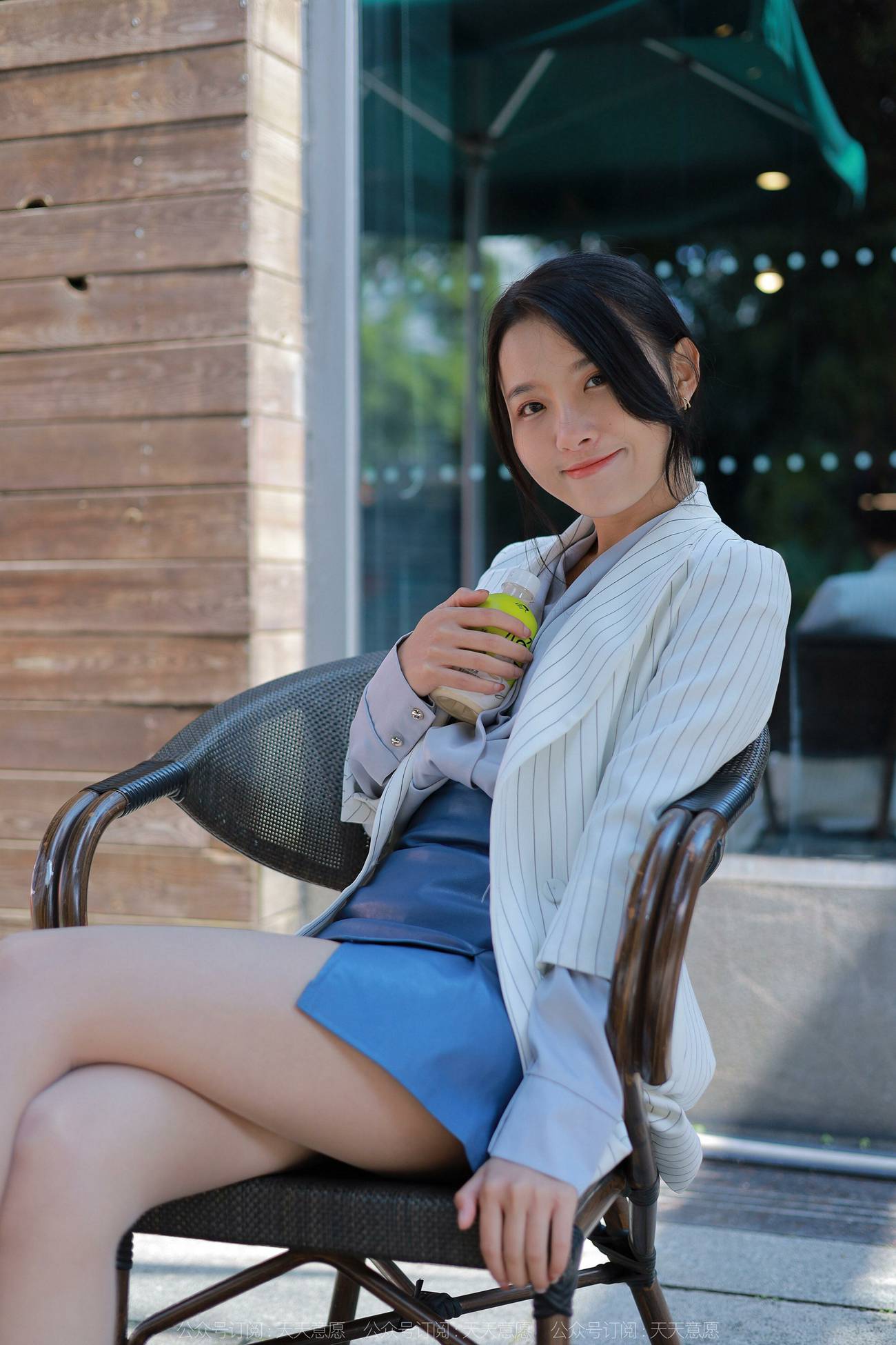 图片[25]-[IESS异思趣向] 2022.04.16 丝享家1061：婉萍《蓝衣女神》[84P] – 速更版-美库