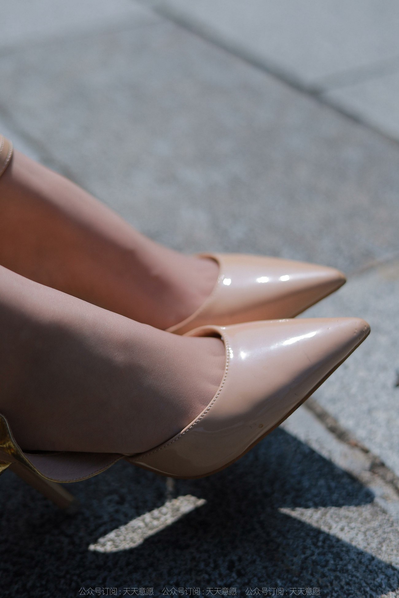 图片[51]-[IESS异思趣向] 2022.04.16 丝享家1061：婉萍《蓝衣女神》[84P] – 速更版-美库