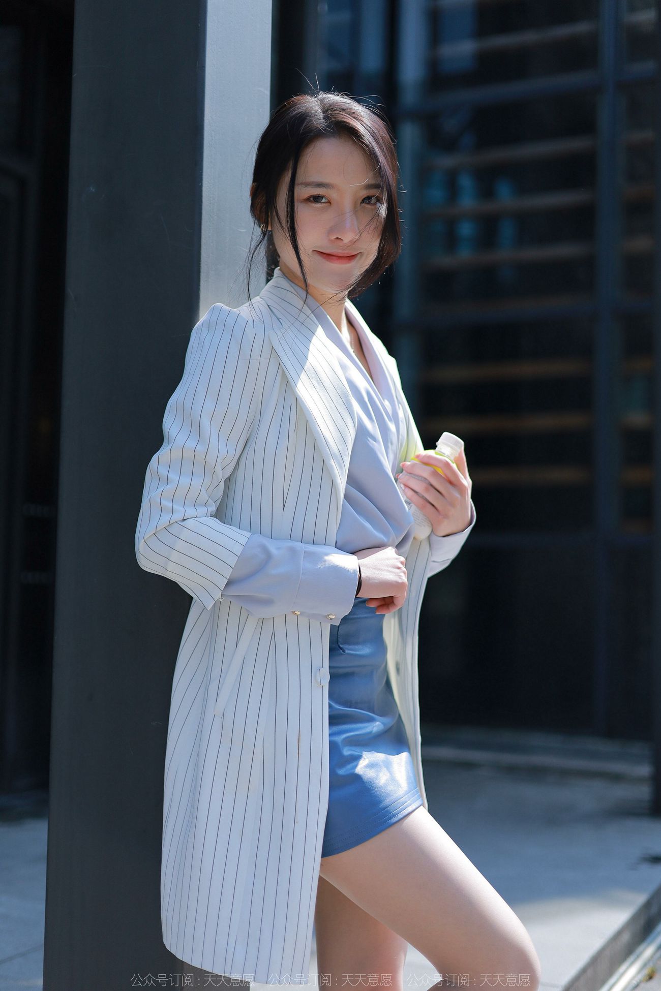 图片[59]-[IESS异思趣向] 2022.04.16 丝享家1061：婉萍《蓝衣女神》[84P] – 速更版-美库