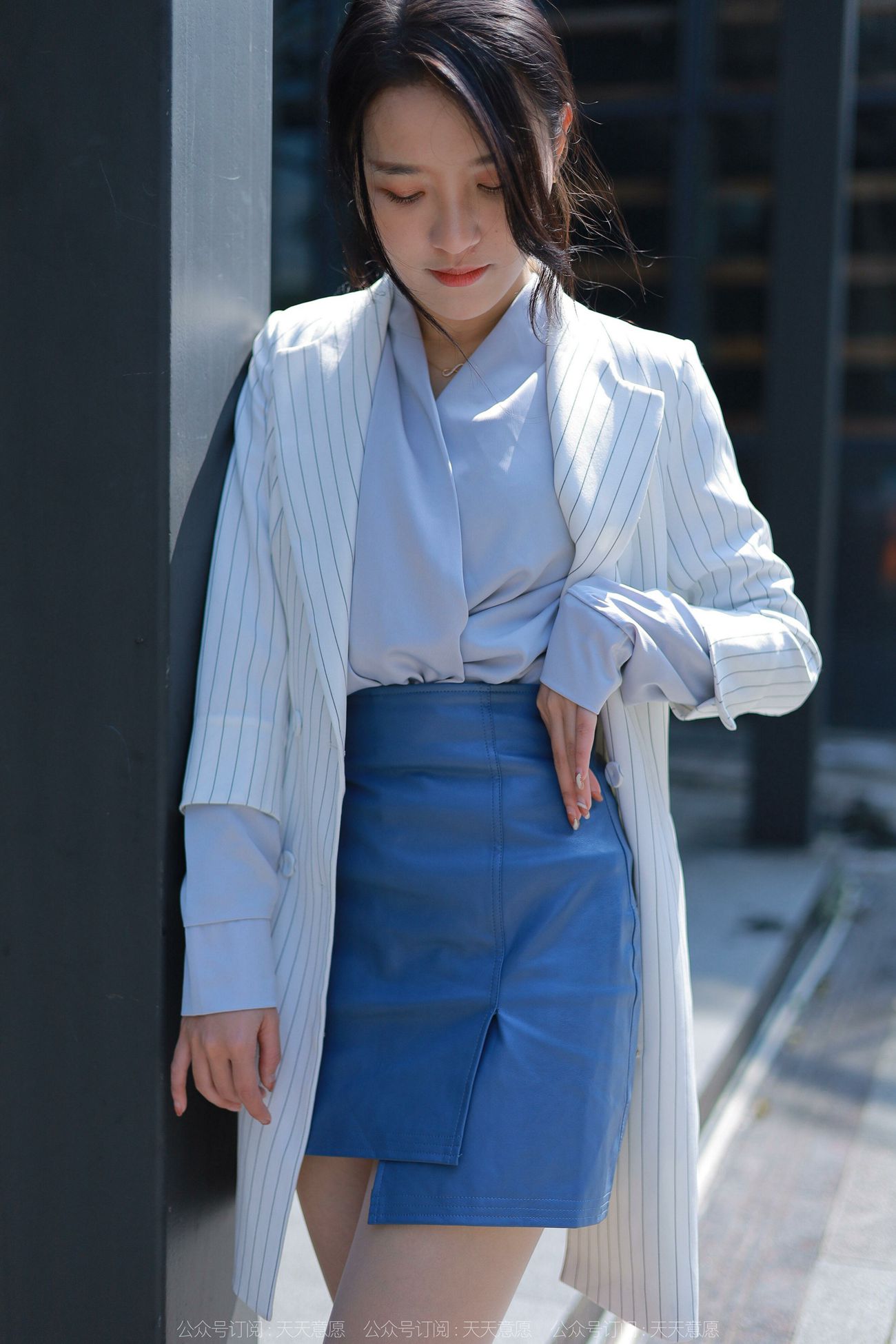 图片[62]-[IESS异思趣向] 2022.04.16 丝享家1061：婉萍《蓝衣女神》[84P] – 速更版-美库