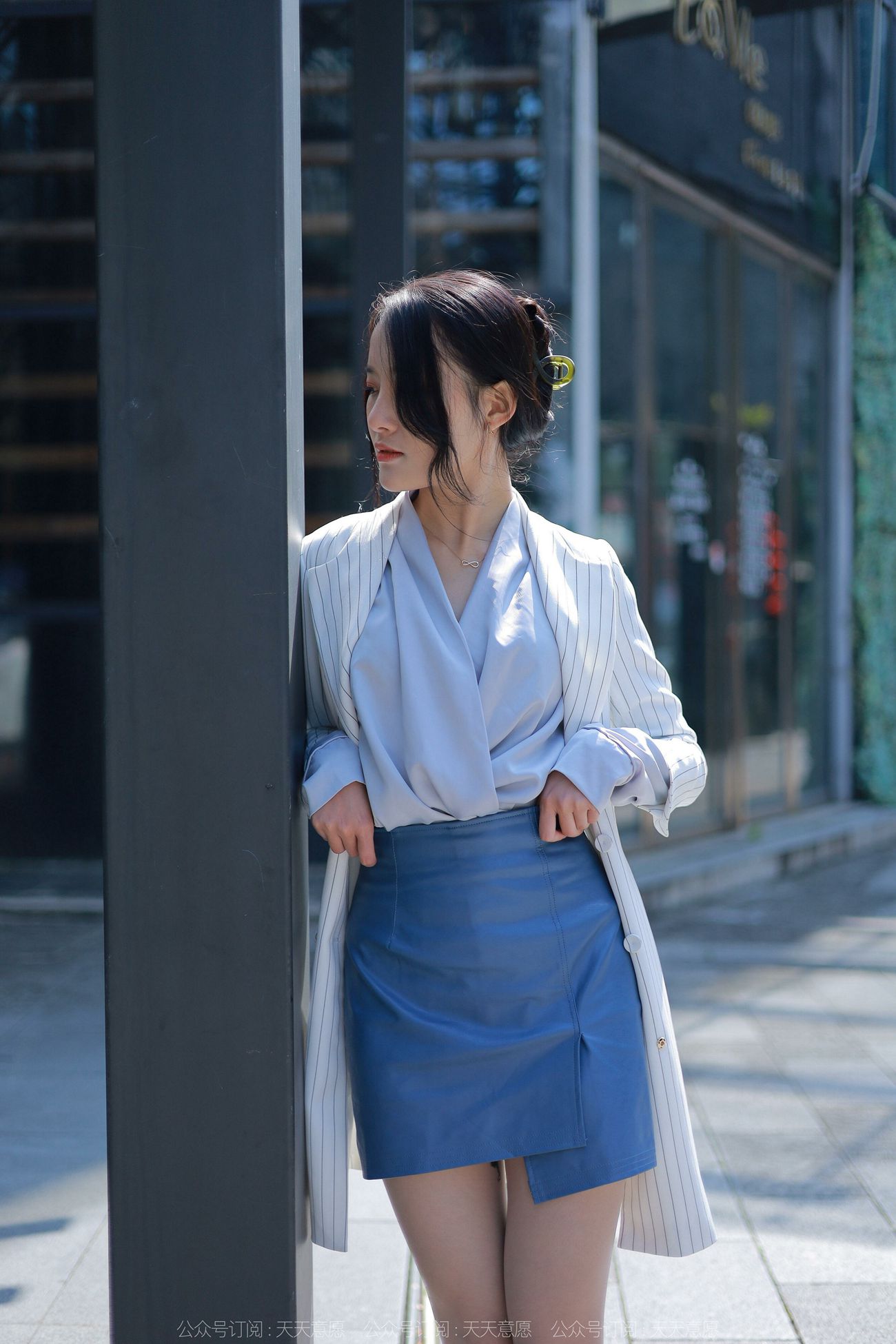 图片[67]-[IESS异思趣向] 2022.04.16 丝享家1061：婉萍《蓝衣女神》[84P] – 速更版-美库