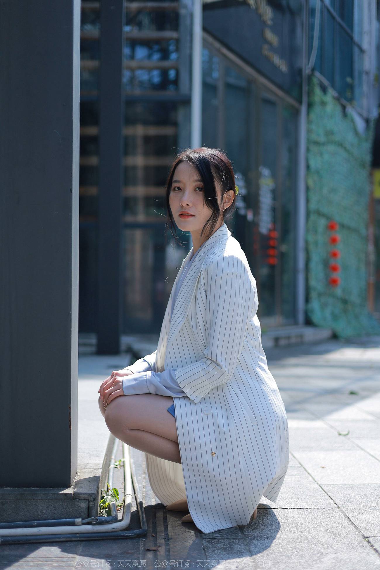 图片[69]-[IESS异思趣向] 2022.04.16 丝享家1061：婉萍《蓝衣女神》[84P] – 速更版-美库