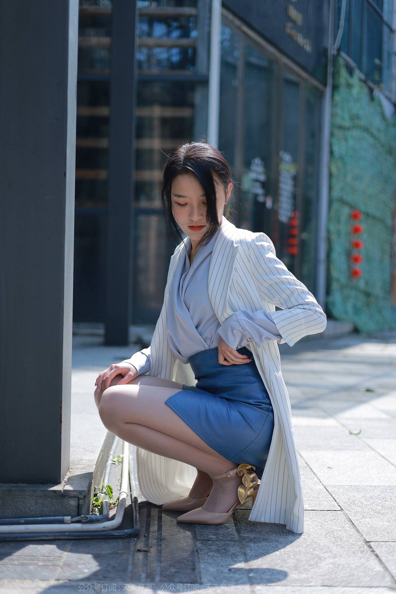 图片[70]-[IESS异思趣向] 2022.04.16 丝享家1061：婉萍《蓝衣女神》[84P] – 速更版-美库