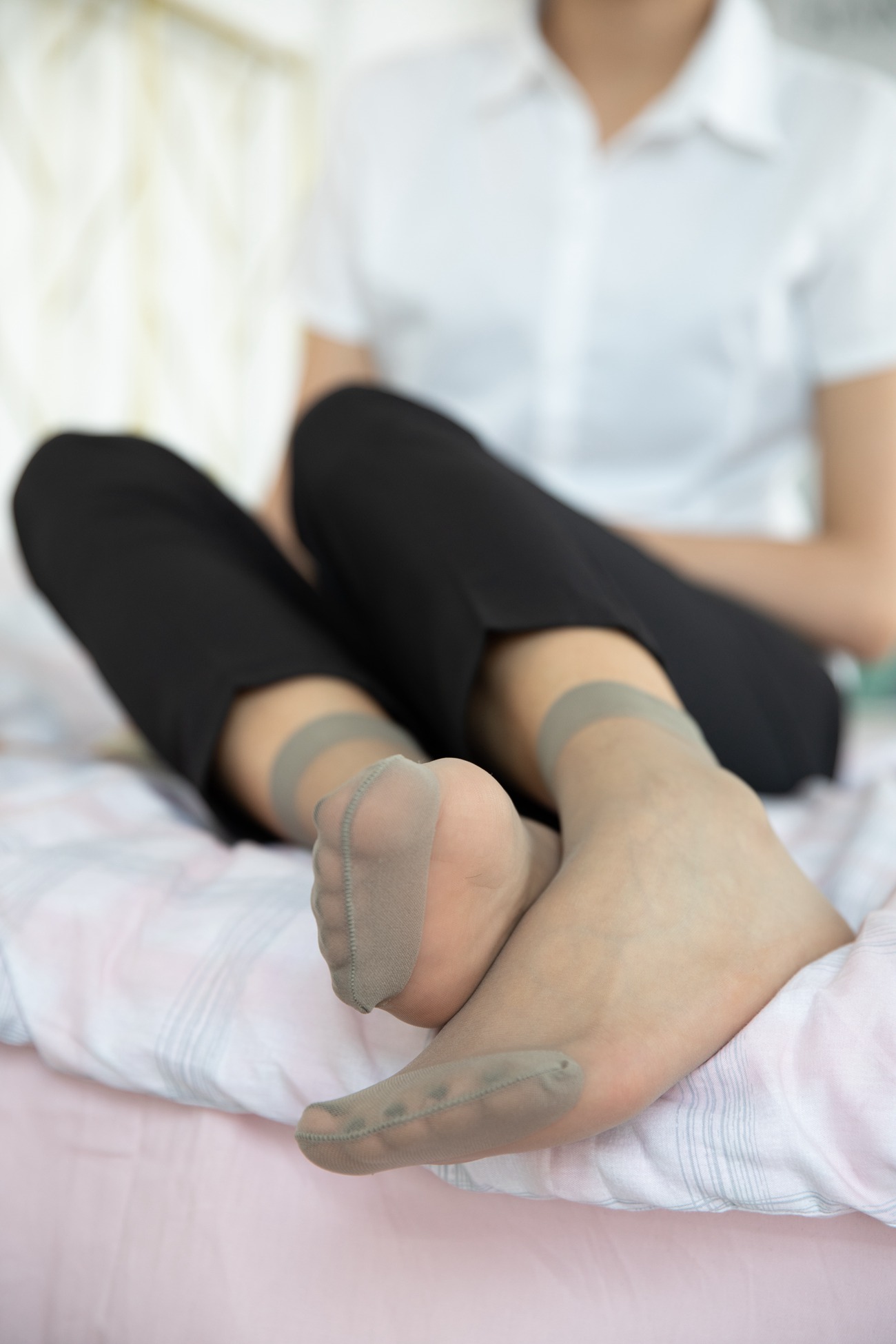 图片[131]-物恋传媒 NO.503 elise-夏日花海[164P] – 速更版-美库