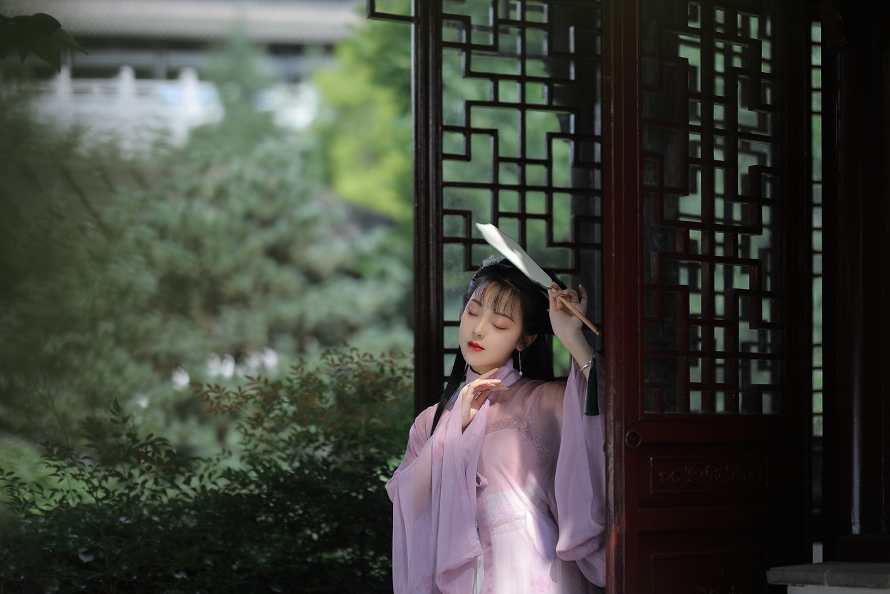 图片[16]-[YITUYU艺图语] 2021.08.25 春来弱柳新 煜月 [31P] – 速更版-美库