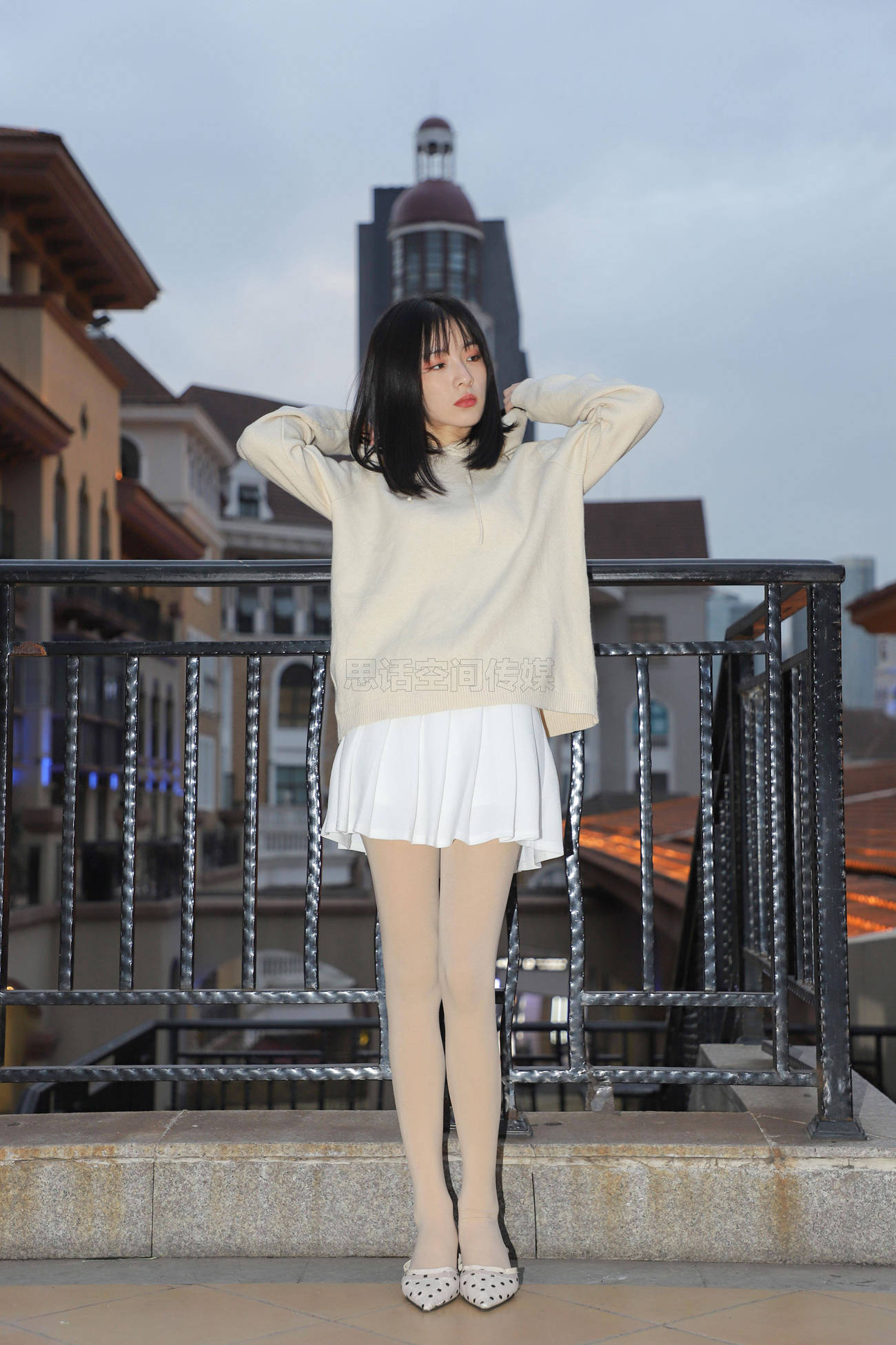 图片[15]-[SiHua思话]SJ058 小狐狸 步行街日系软妹[44P] – 速更版-美库