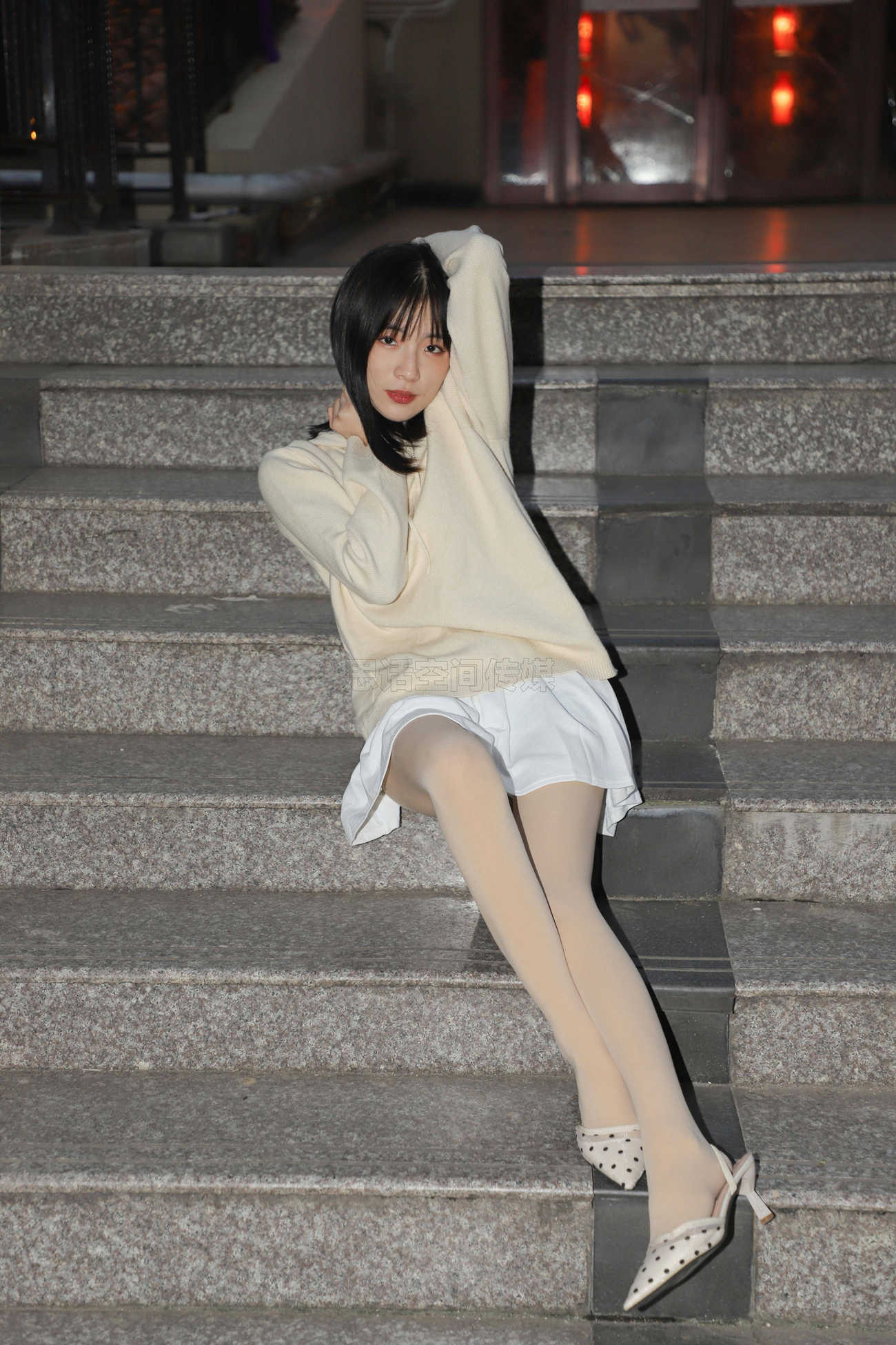 图片[27]-[SiHua思话]SJ058 小狐狸 步行街日系软妹[44P] – 速更版-美库