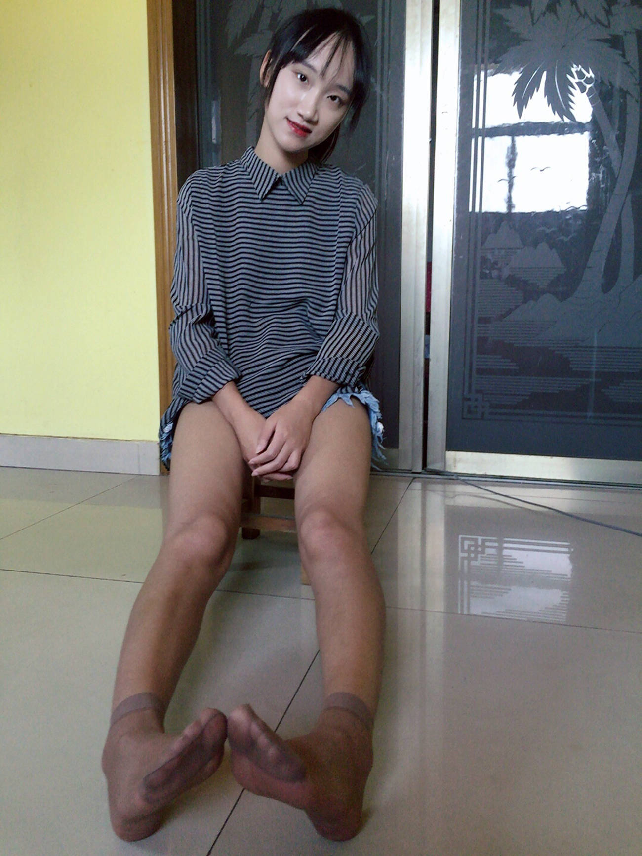 图片[61]-学妹校园寝室短丝系列044 杨柳[124P] – 速更版-美库