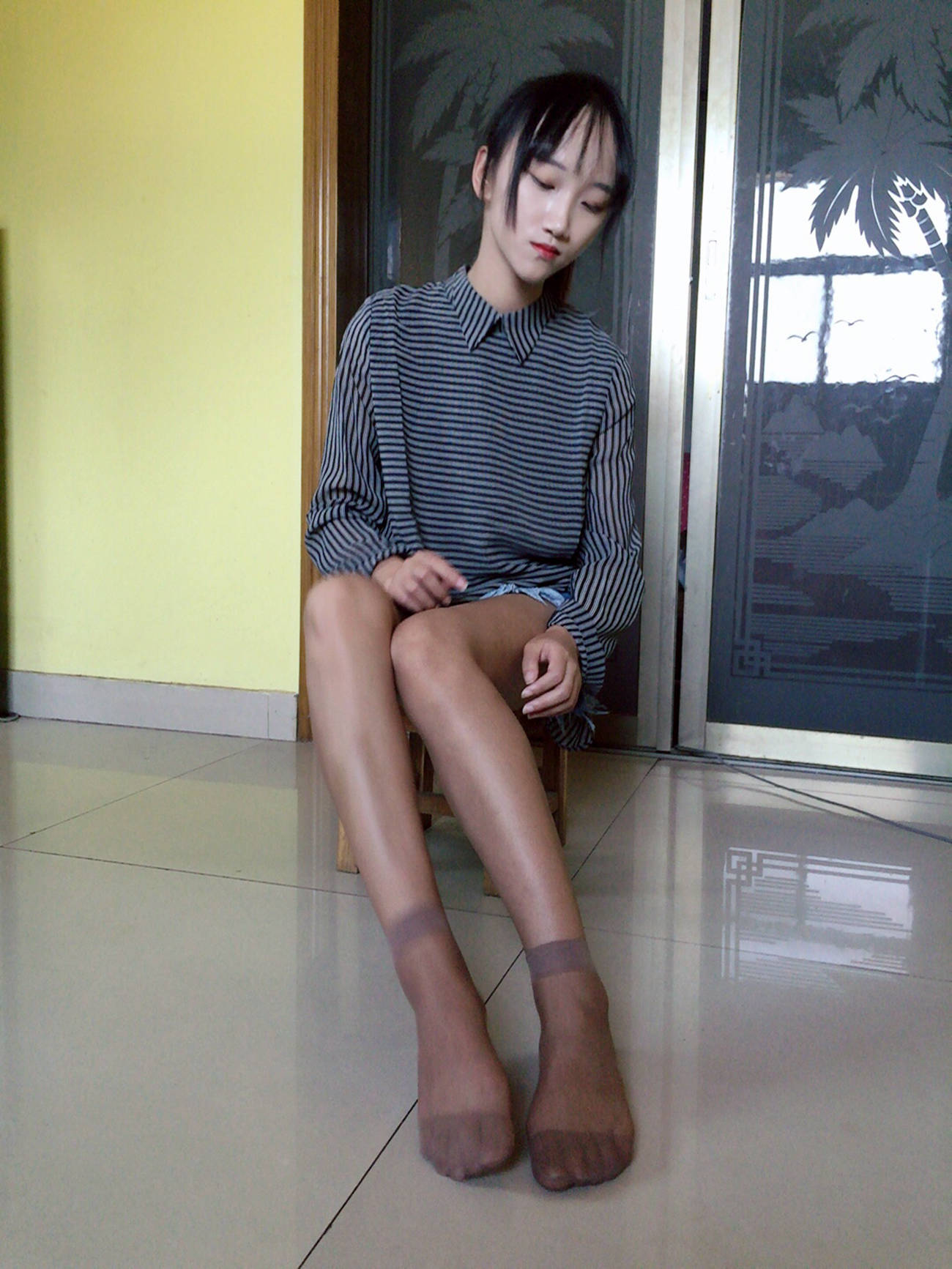 图片[64]-学妹校园寝室短丝系列044 杨柳[124P] – 速更版-美库