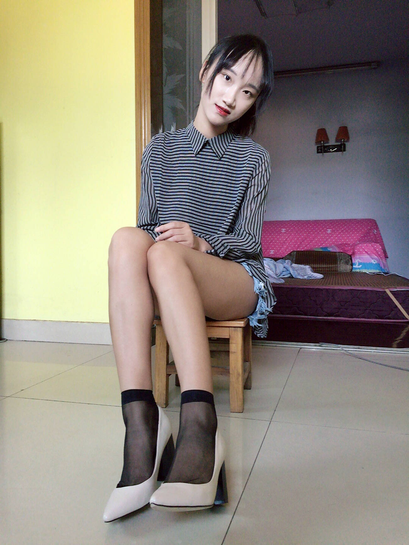 图片[101]-学妹校园寝室短丝系列044 杨柳[124P] – 速更版-美库