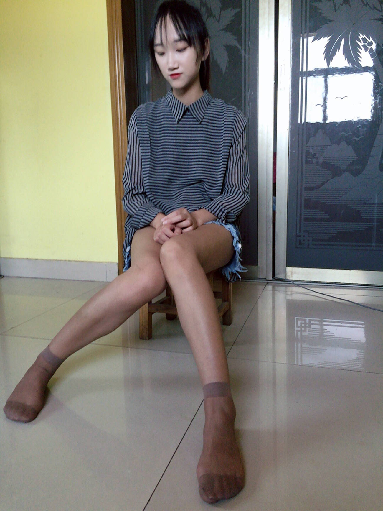 图片[103]-学妹校园寝室短丝系列044 杨柳[124P] – 速更版-美库