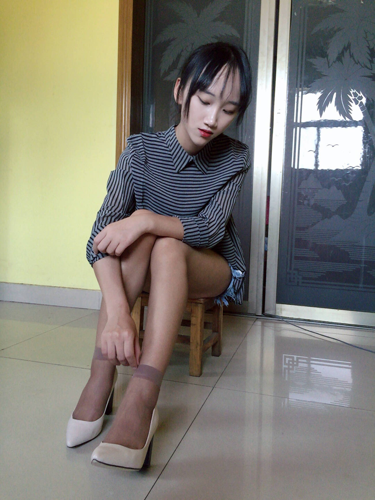 图片[109]-学妹校园寝室短丝系列044 杨柳[124P] – 速更版-美库