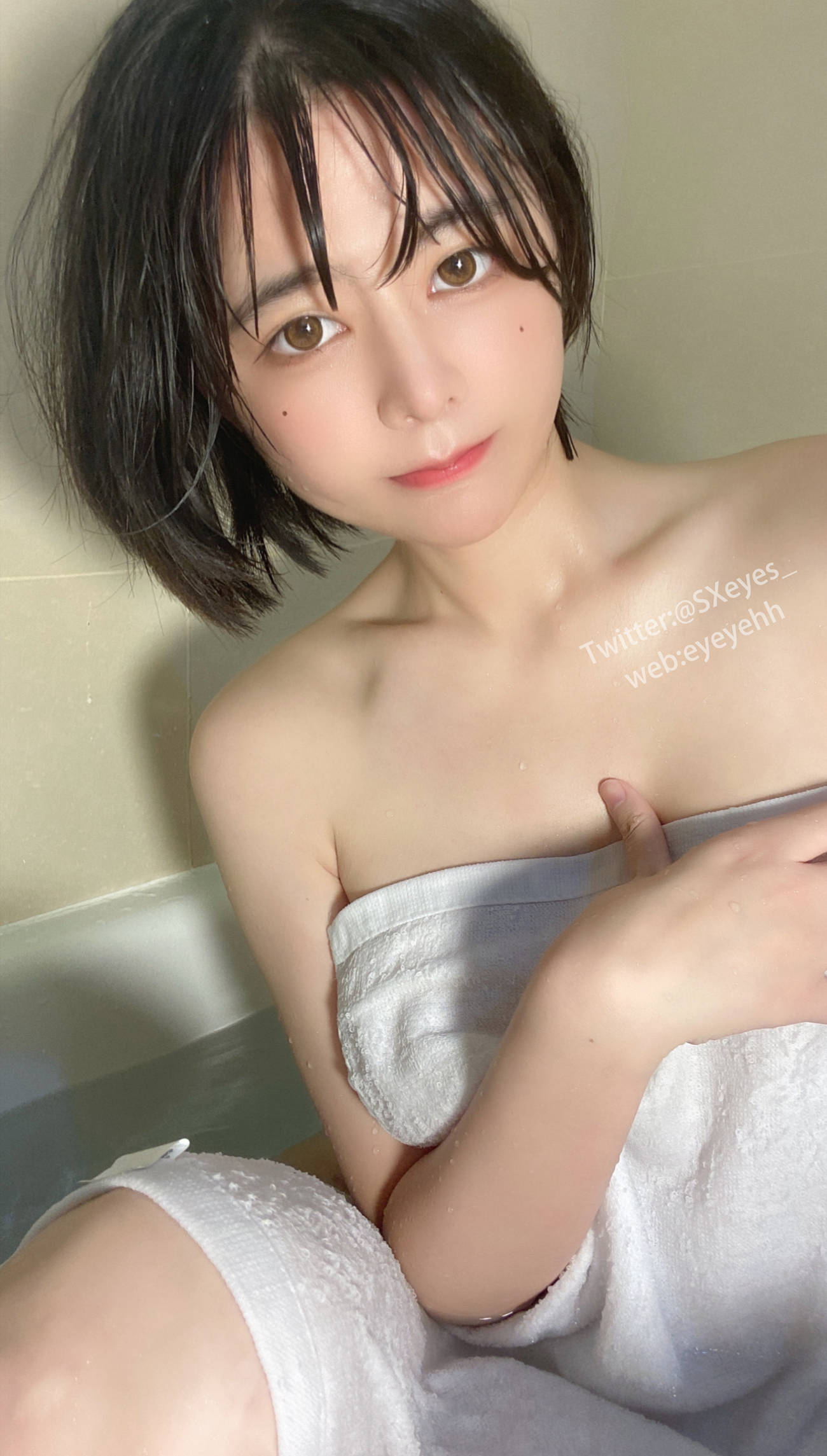 图片[12]-萌妹子眼酱大魔王w 风吕に入る [18P] – 速更版-美库