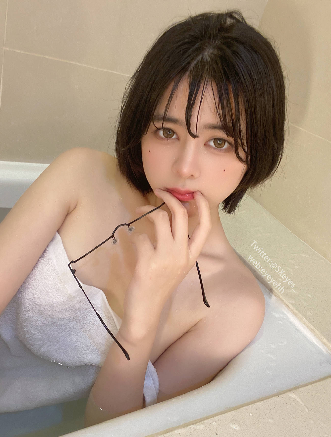 图片[13]-萌妹子眼酱大魔王w 风吕に入る [18P] – 速更版-美库