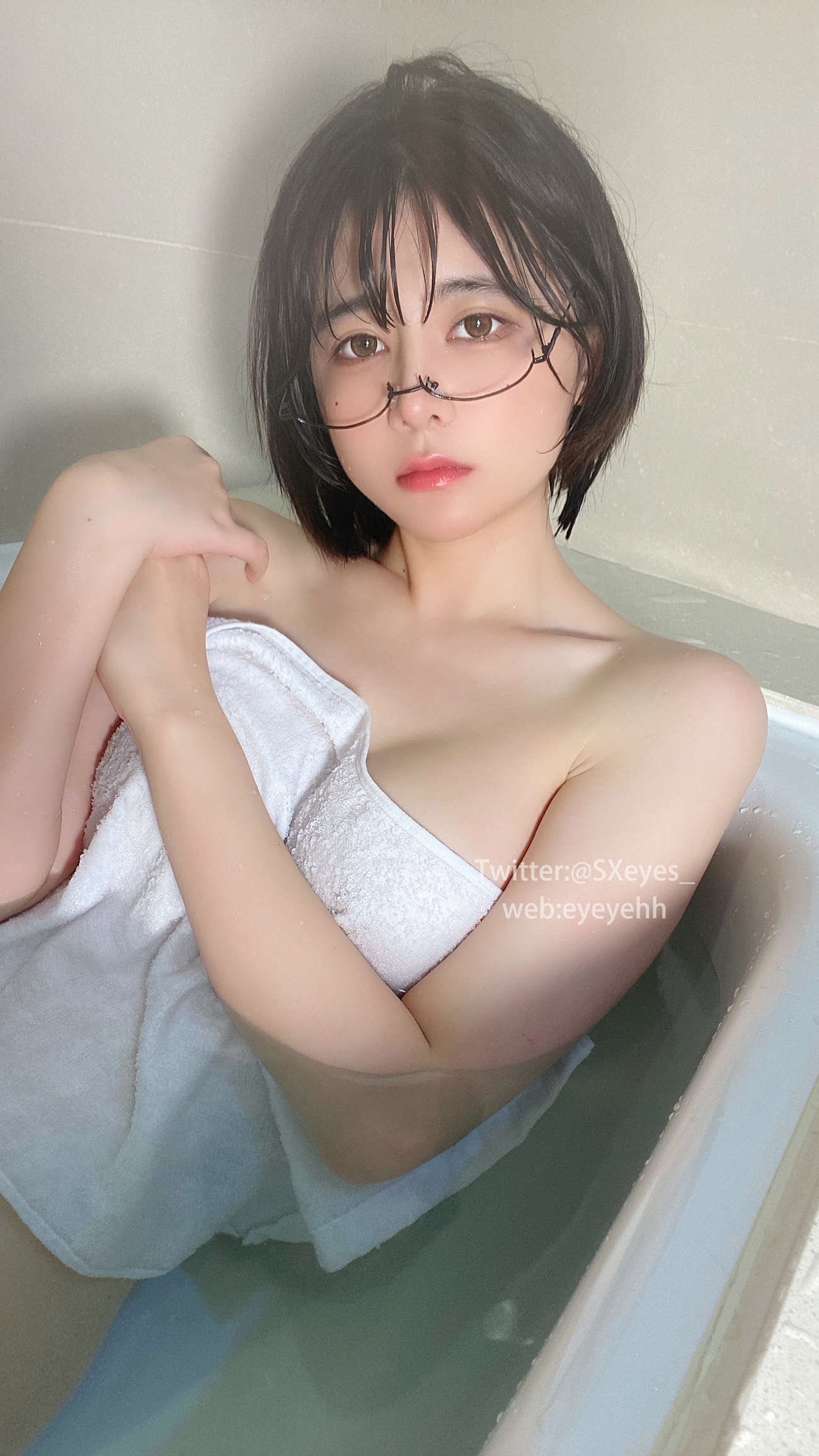 图片[15]-萌妹子眼酱大魔王w 风吕に入る [18P] – 速更版-美库
