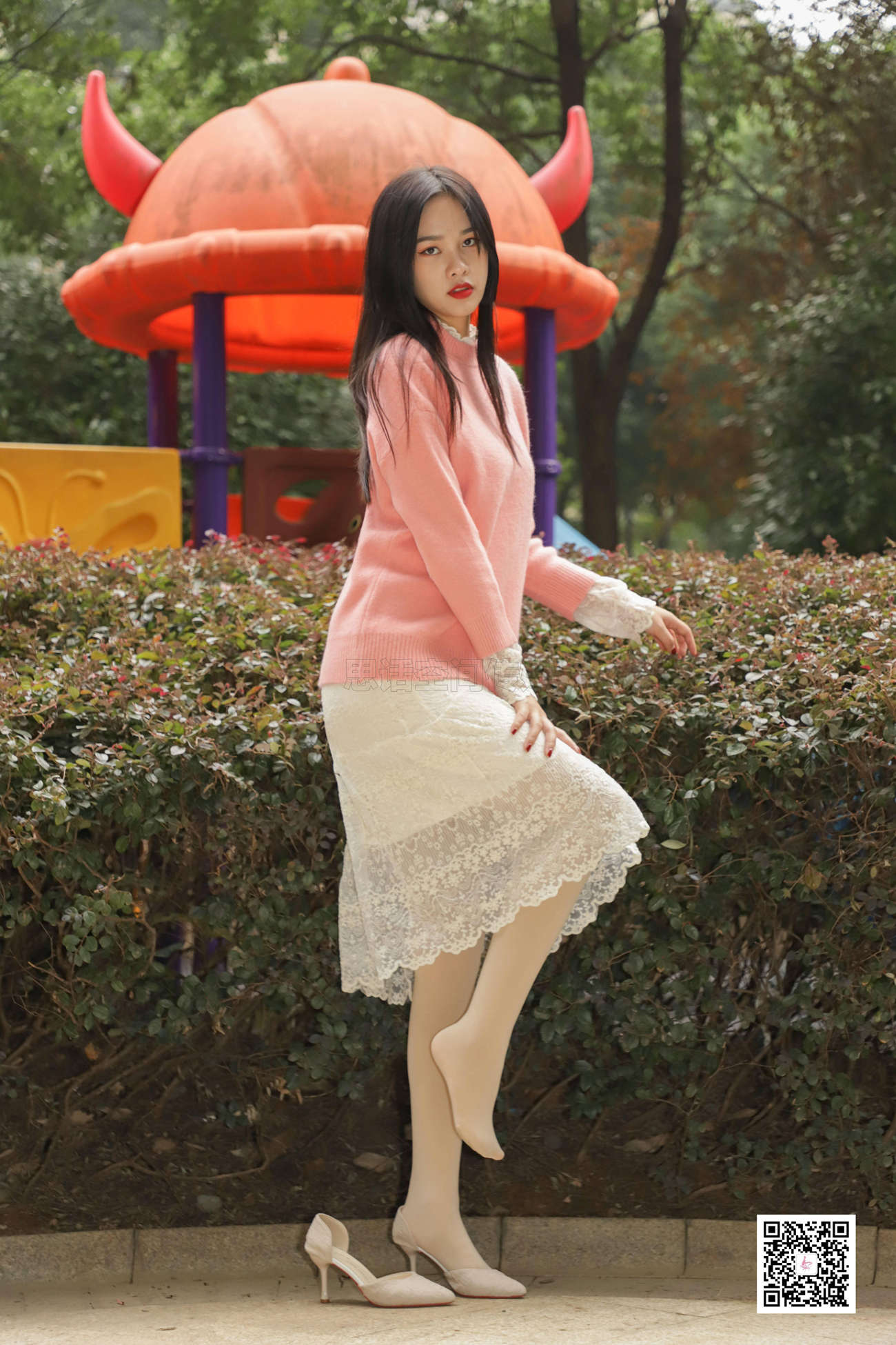 图片[50]-[SiHua思话]SJ059 橙子 温柔浅口中跟高跟鞋[54P] – 速更版-美库