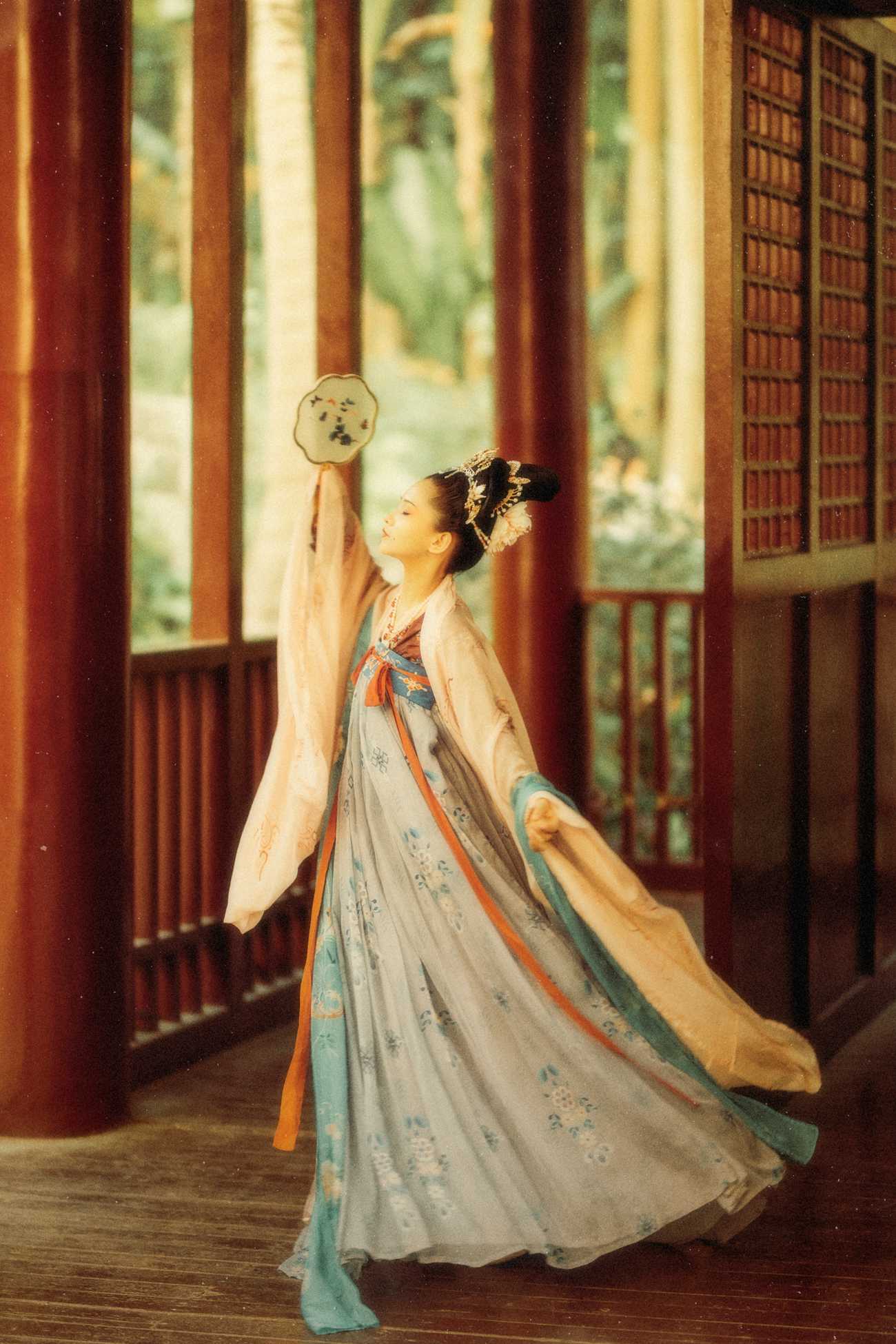 图片[11]-[YITUYU艺图语] 2021.08.27 花想容 媛媛 [27P] – 速更版-美库