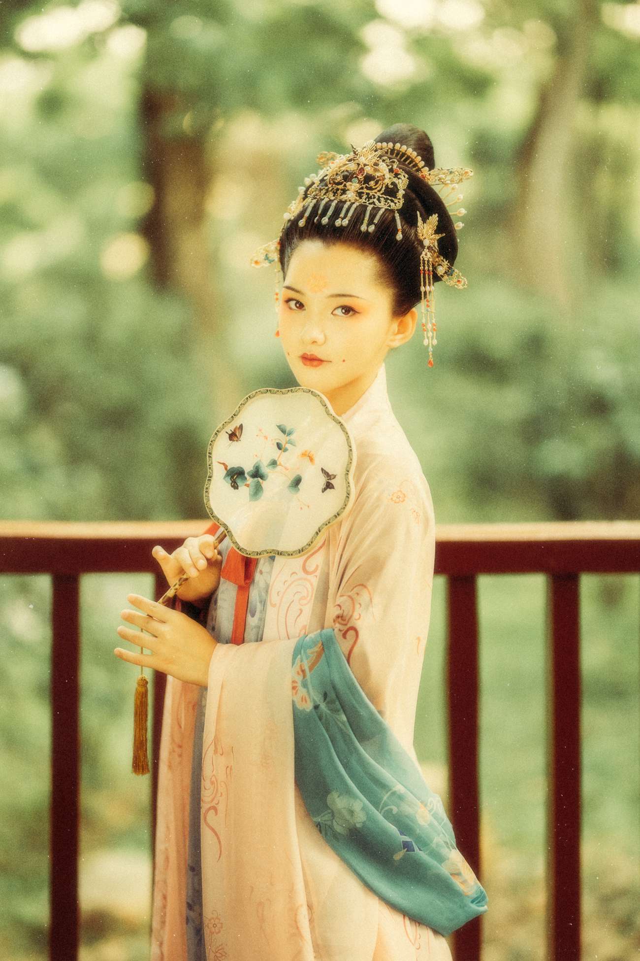 图片[17]-[YITUYU艺图语] 2021.08.27 花想容 媛媛 [27P] – 速更版-美库