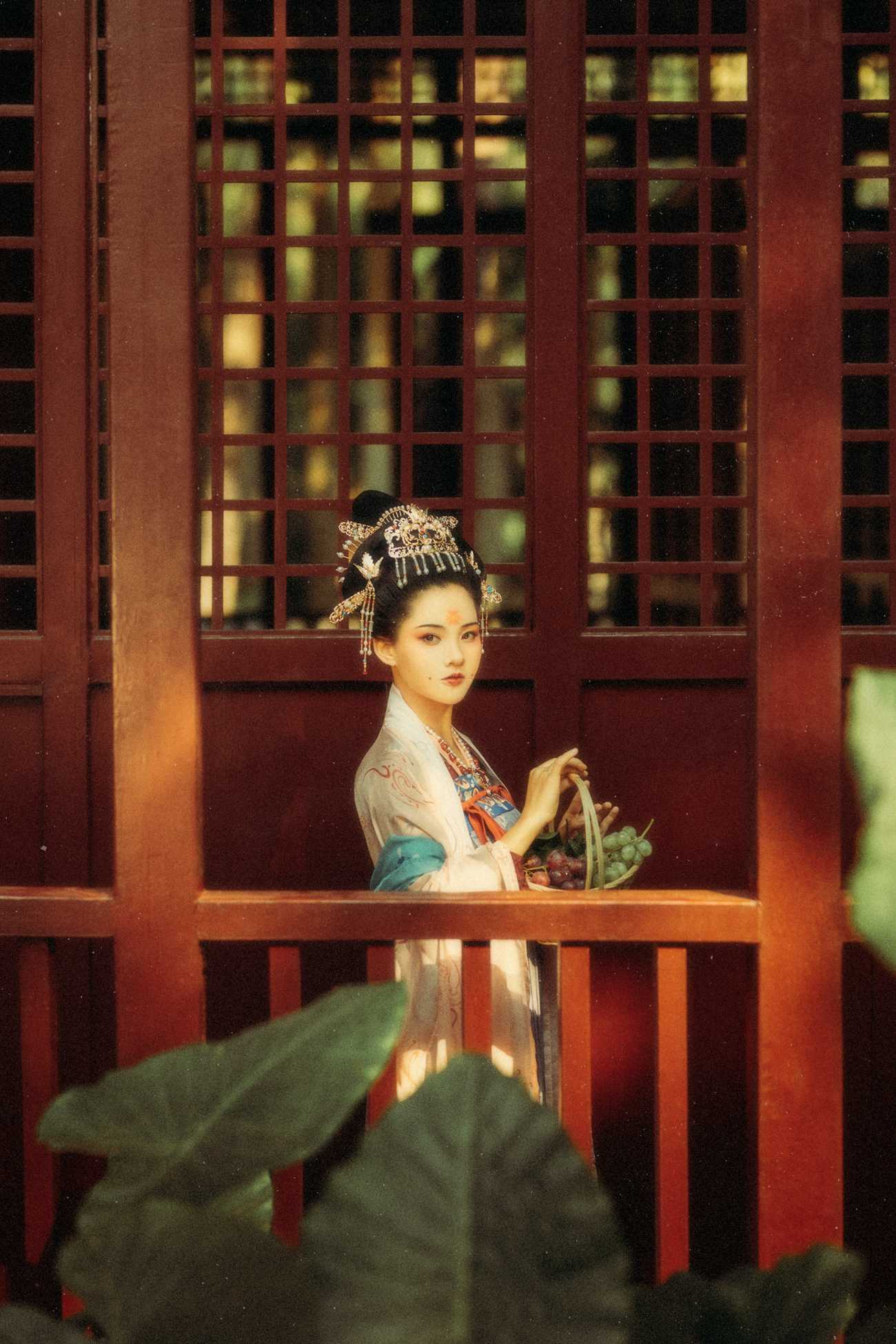 图片[24]-[YITUYU艺图语] 2021.08.27 花想容 媛媛 [27P] – 速更版-美库