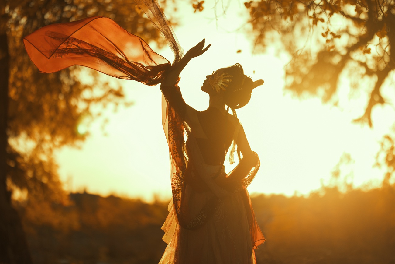 图片[28]-[YITUYU艺图语] 2021.08.28 胡杨之女 付兮子 [35P] – 速更版-美库