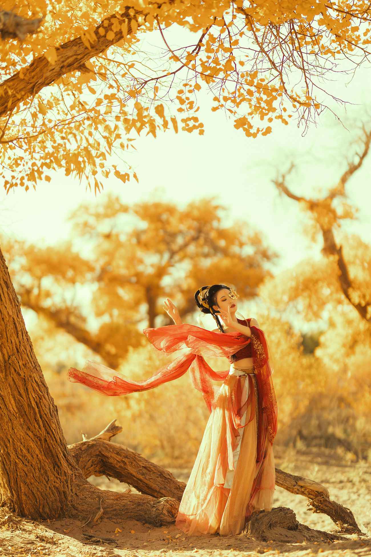 图片[36]-[YITUYU艺图语] 2021.08.28 胡杨之女 付兮子 [35P] – 速更版-美库