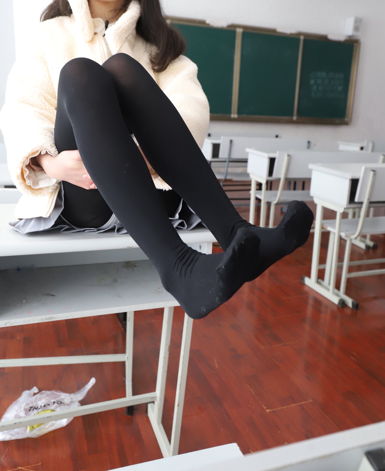 图片[40]-大西瓜爱牙膏-2019 4月活动 模特1（一） 黑厚 室内 [101P] – 速更版-美库