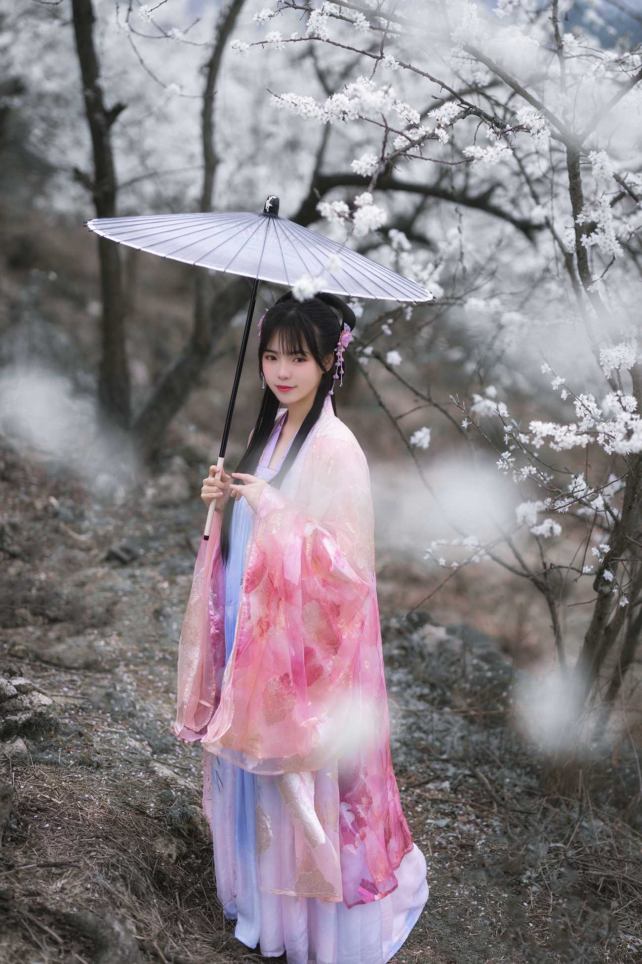 图片[21]-[YITUYU艺图语] 2021.08.28 杏花弦外雨 赵瑞洁_ez [24P] – 速更版-美库