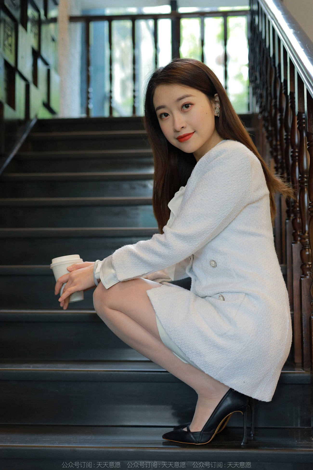 图片[18]-[IESS异思趣向] 2022.04.18 丝享家1063：小婕《纯白OL套装》[85P] – 速更版-美库