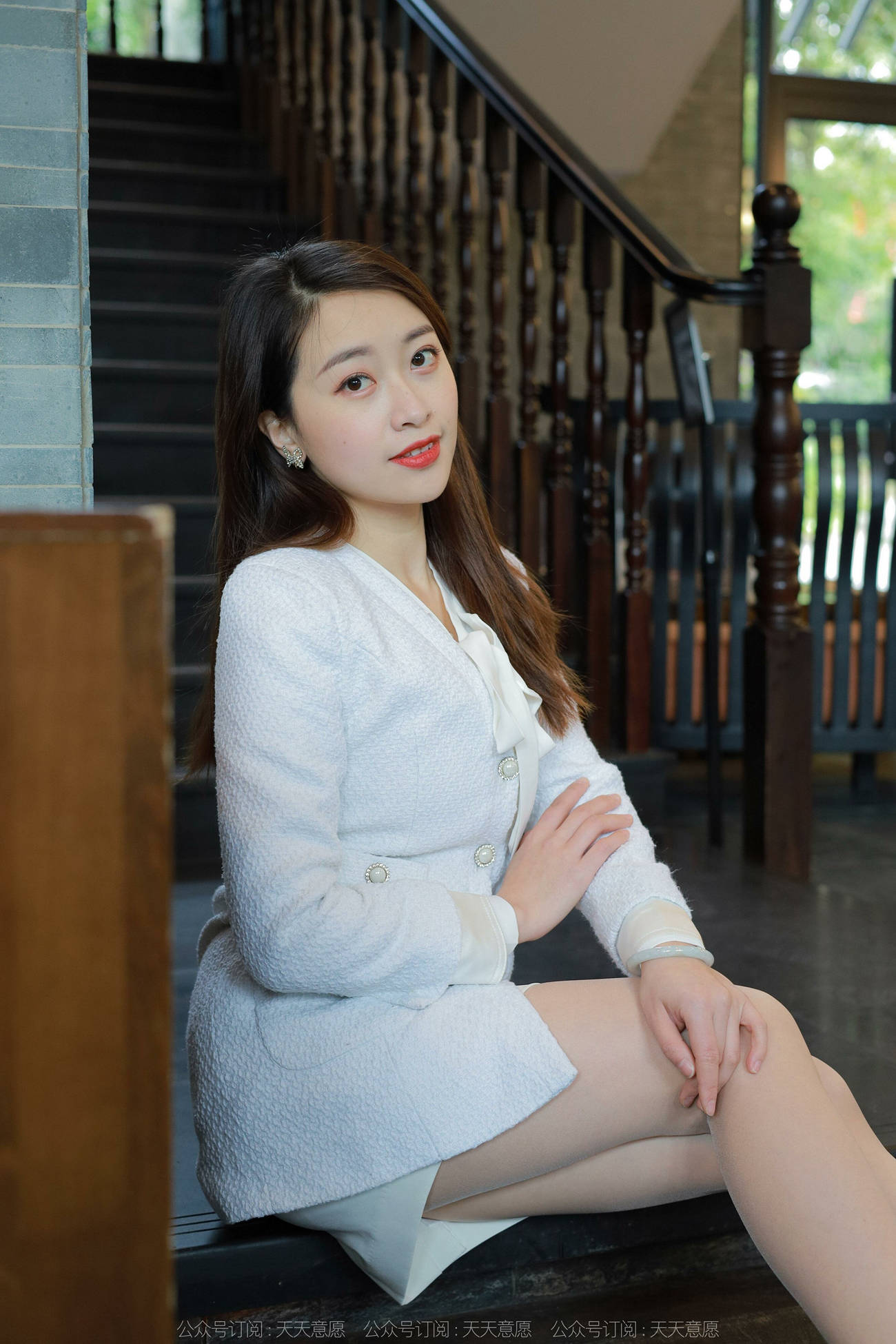 图片[49]-[IESS异思趣向] 2022.04.18 丝享家1063：小婕《纯白OL套装》[85P] – 速更版-美库