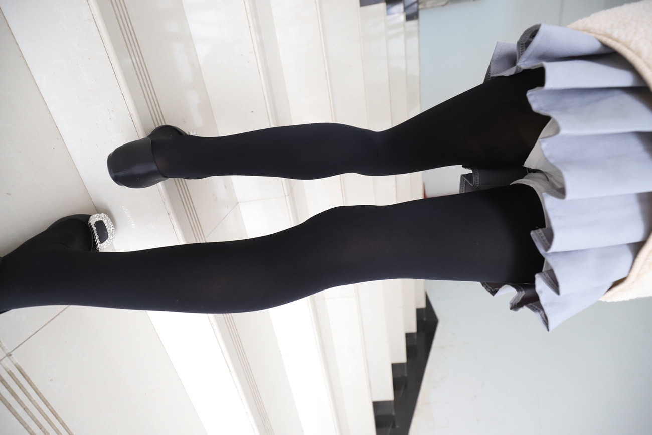 图片[11]-大西瓜爱牙膏-2019 4月活动 模特1（一） 黑厚 室外 [109P] – 速更版-美库